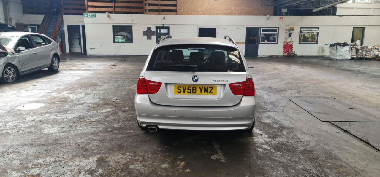 motor ablaktörlők ablak tylnej BMW 3 E90/E91 facelift E91 2008