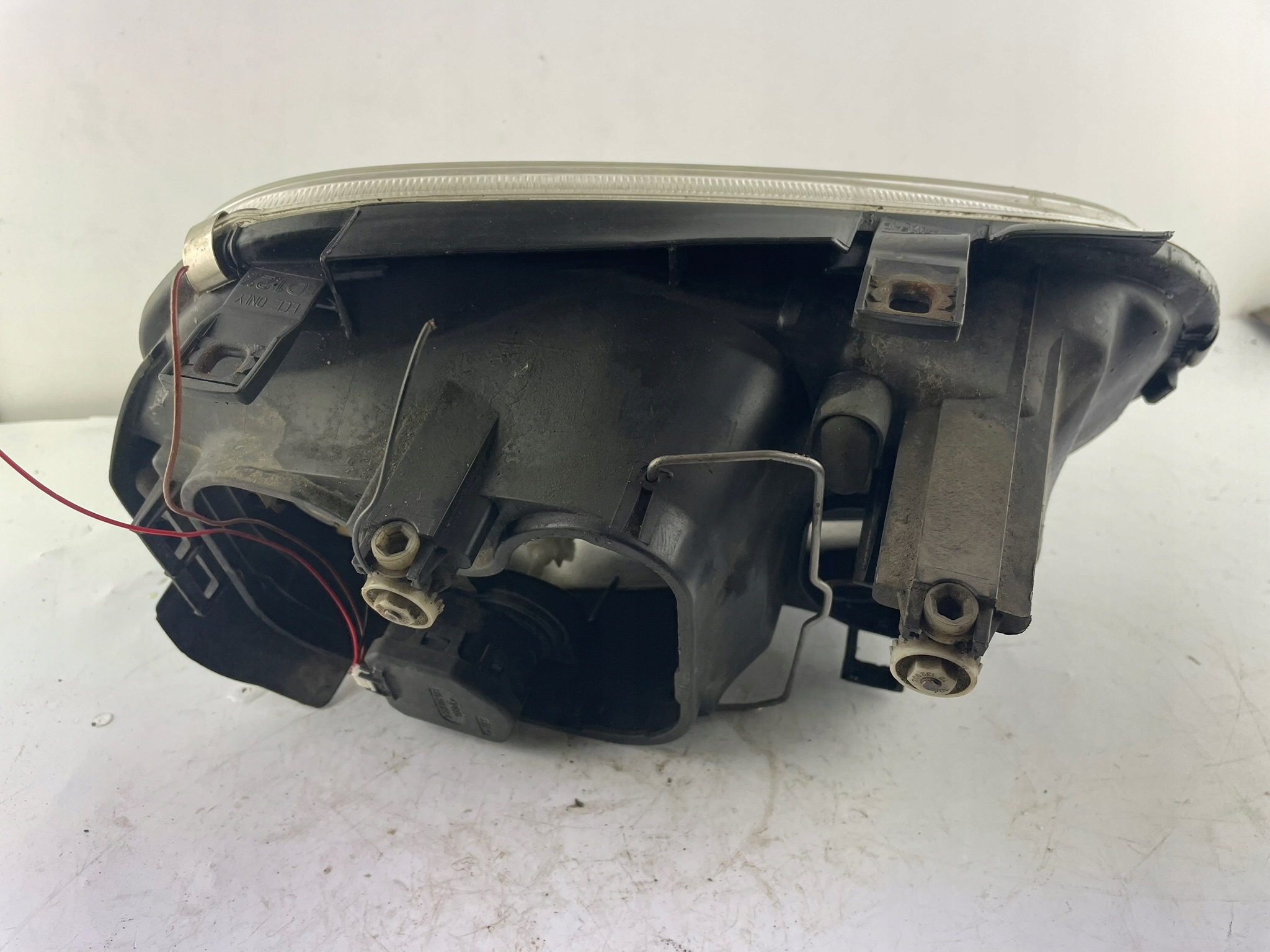 Reflektor left 1J0 941 295 C VW Golf IV europejski electrical