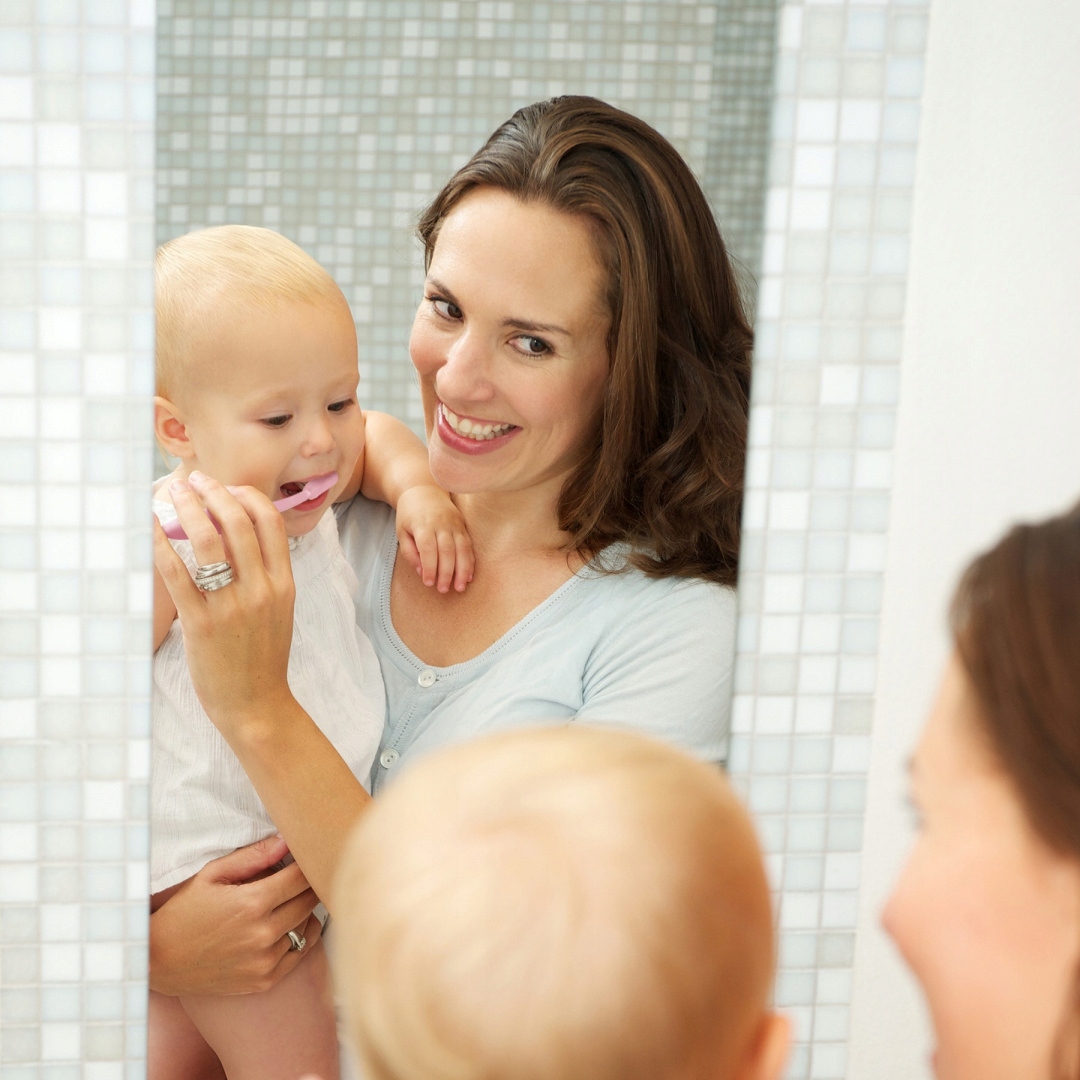 Szczoteczka do zębów i masażu dziąseł Babyono zestaw dla dzieci 3 szt. Kod producenta 550/01