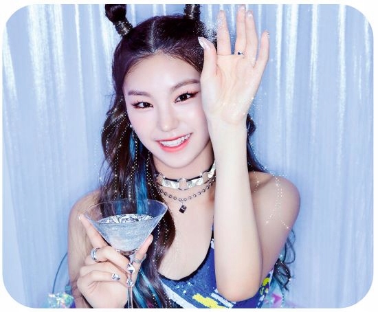 

Itzy Yeji podkładka pod mysz K-pop