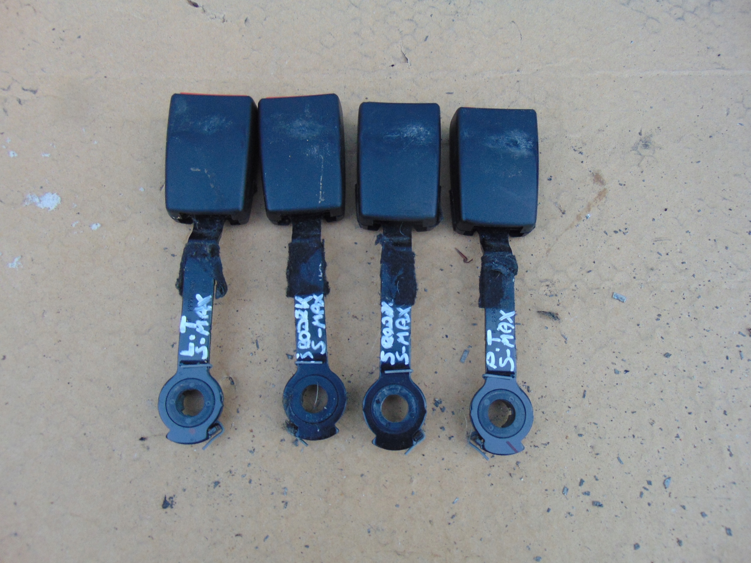 ZAPINKA PASA BEZPIECZEŃSTWA DRUGIEGO RZĘDU FORD GALAXY MK3 S-MAX MK1