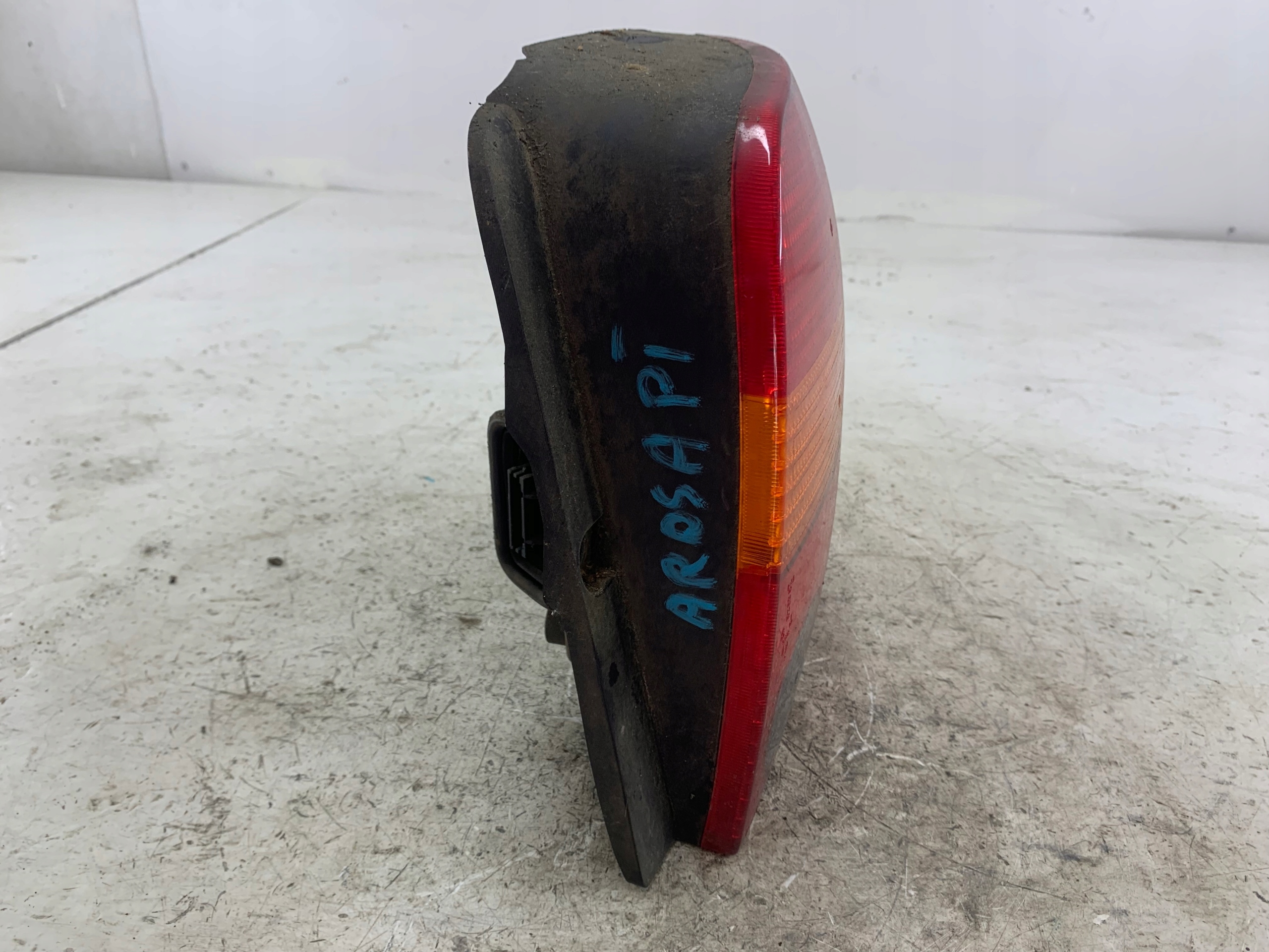 SEAT AROSA light right rear part