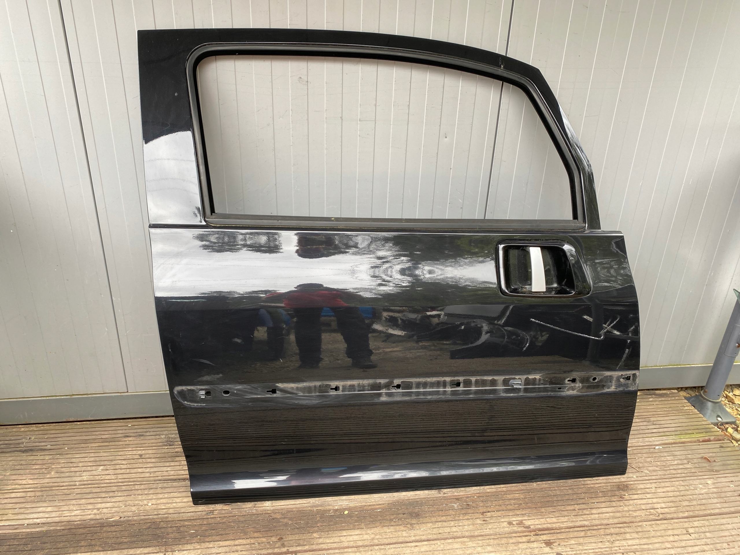 PEUGEOT 1007 door right front EXLD