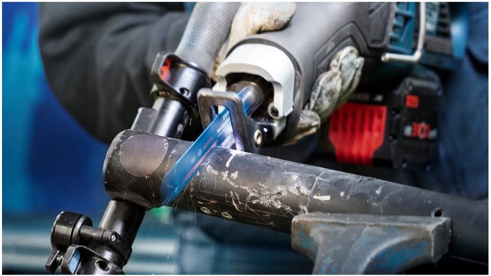 Brzeszczoty do pił szablastych 225 mm 3 szt. BOSCH Zastosowanie stal stal nierdzewna - INOX