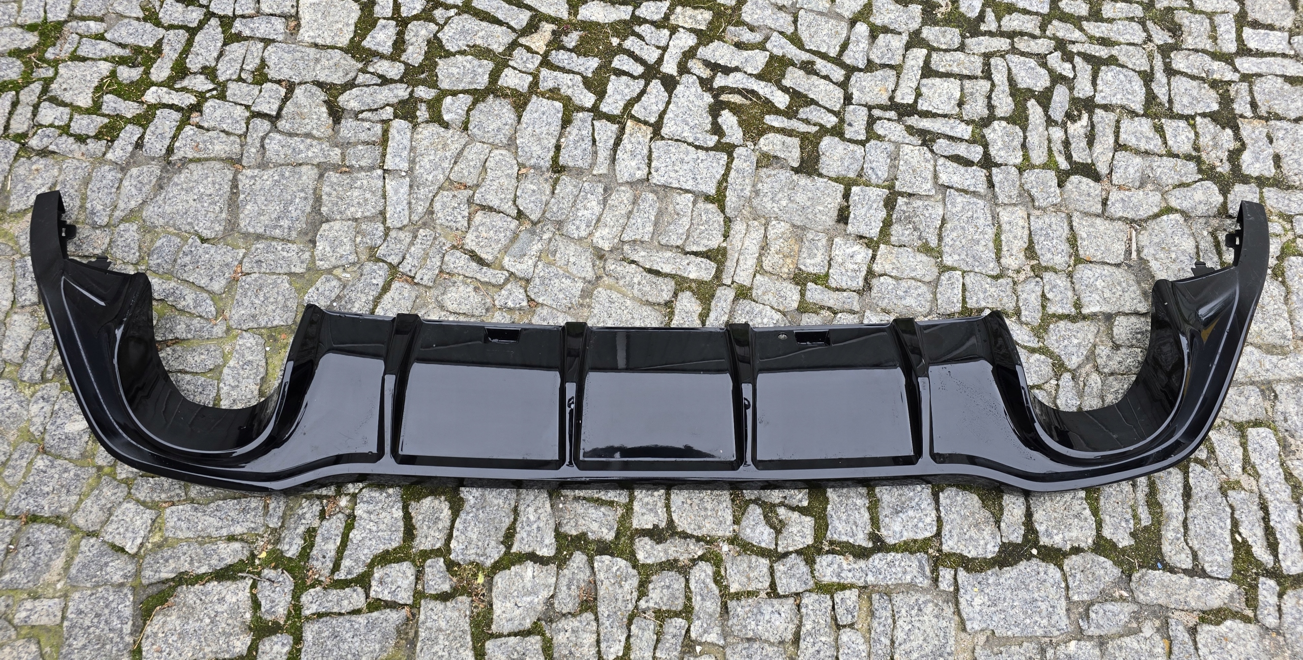 VW GOLF VIII GTI R20 LIFT 2024- DYFUZOR ZDERZAKA TYLNEGO 5H6807568-M