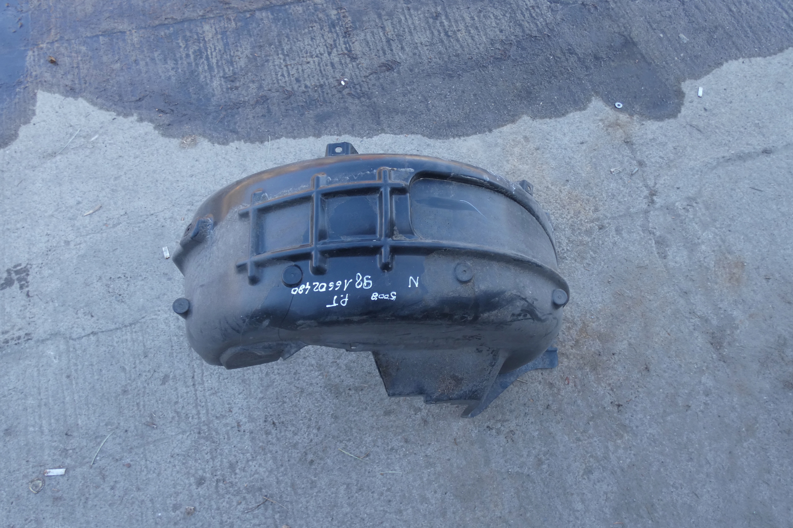 PEUGEOT 5008 II mudguard rear part right 9816602480