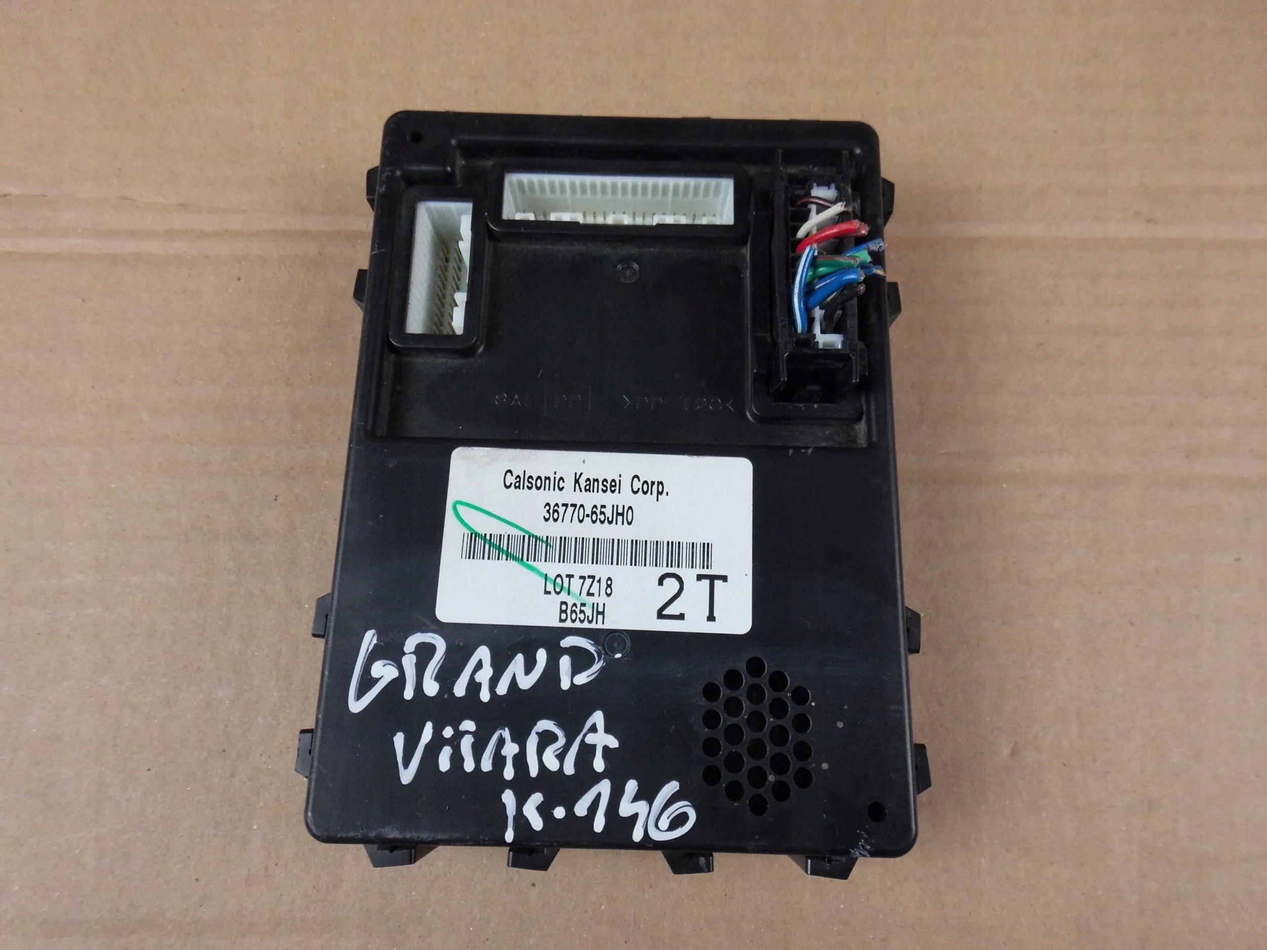 Suzuki Grand Vitara II comfort control unit control unit 36770-65JH0 3677065JH0