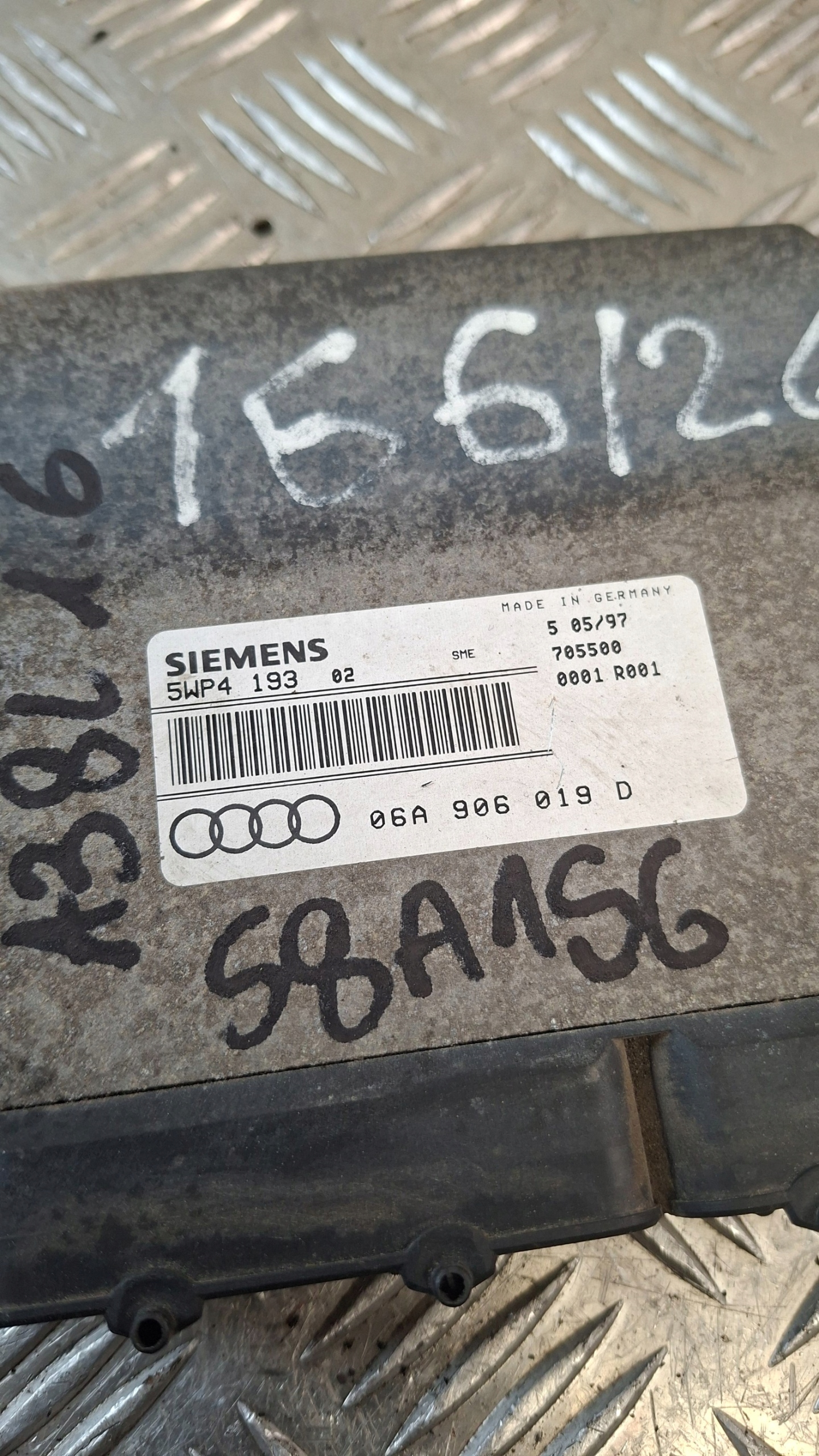 control unit of the engine AUDI A3 8L 1.6