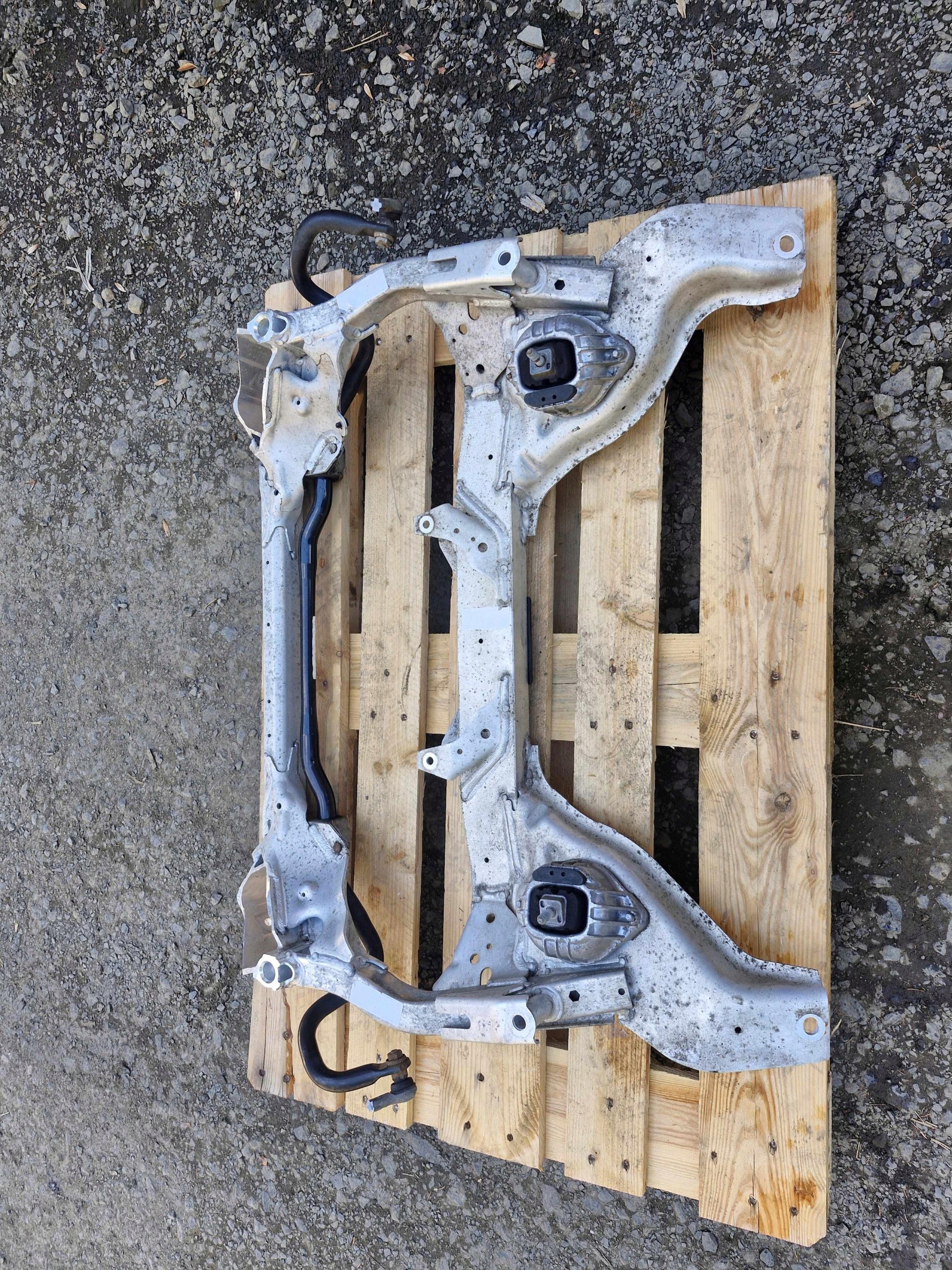 6785639 BMW E81 E87 E90 axle beam subframe front suspension beam front