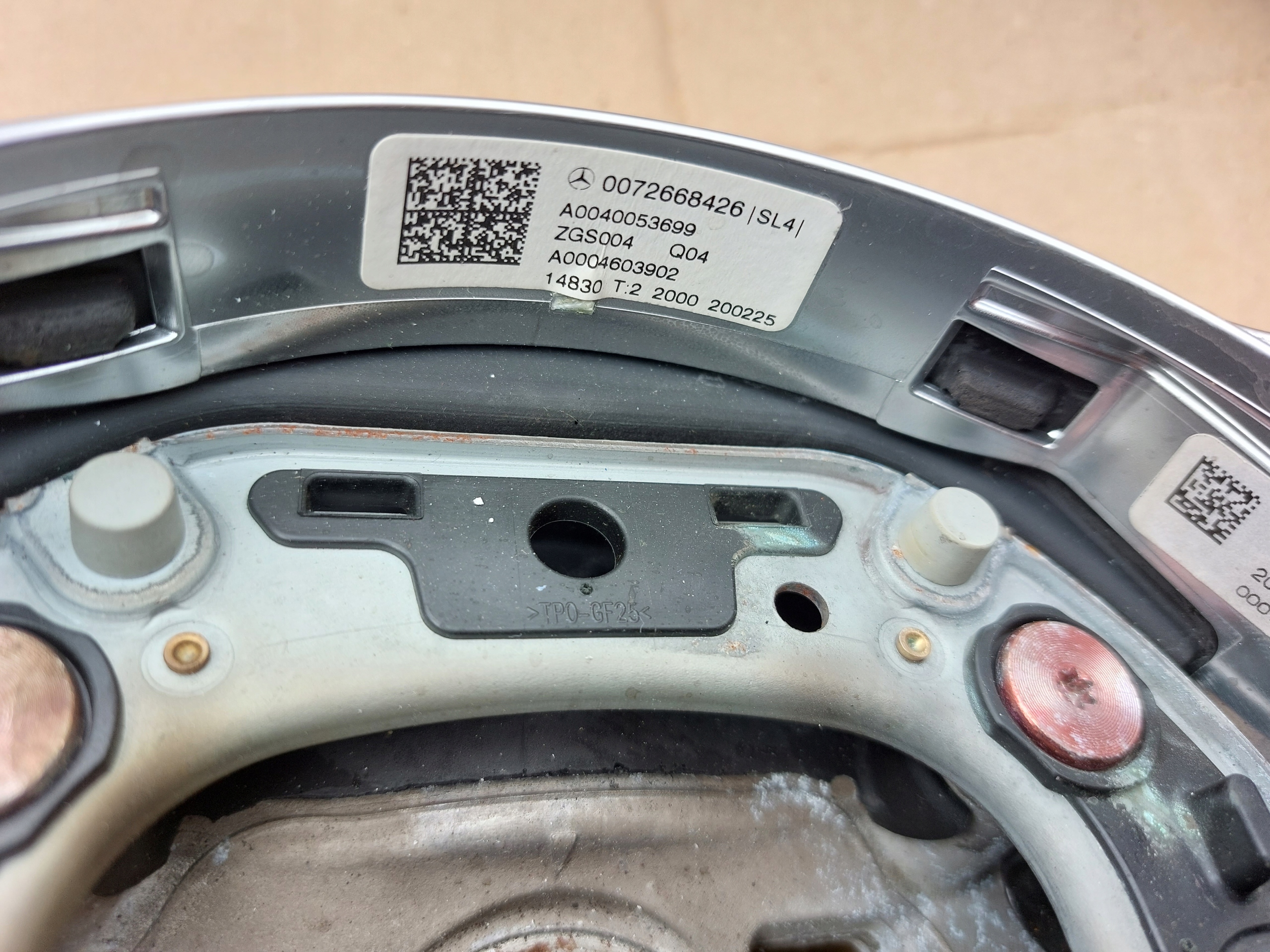 руль MERCEDES W177 W205 W213 A0040053699