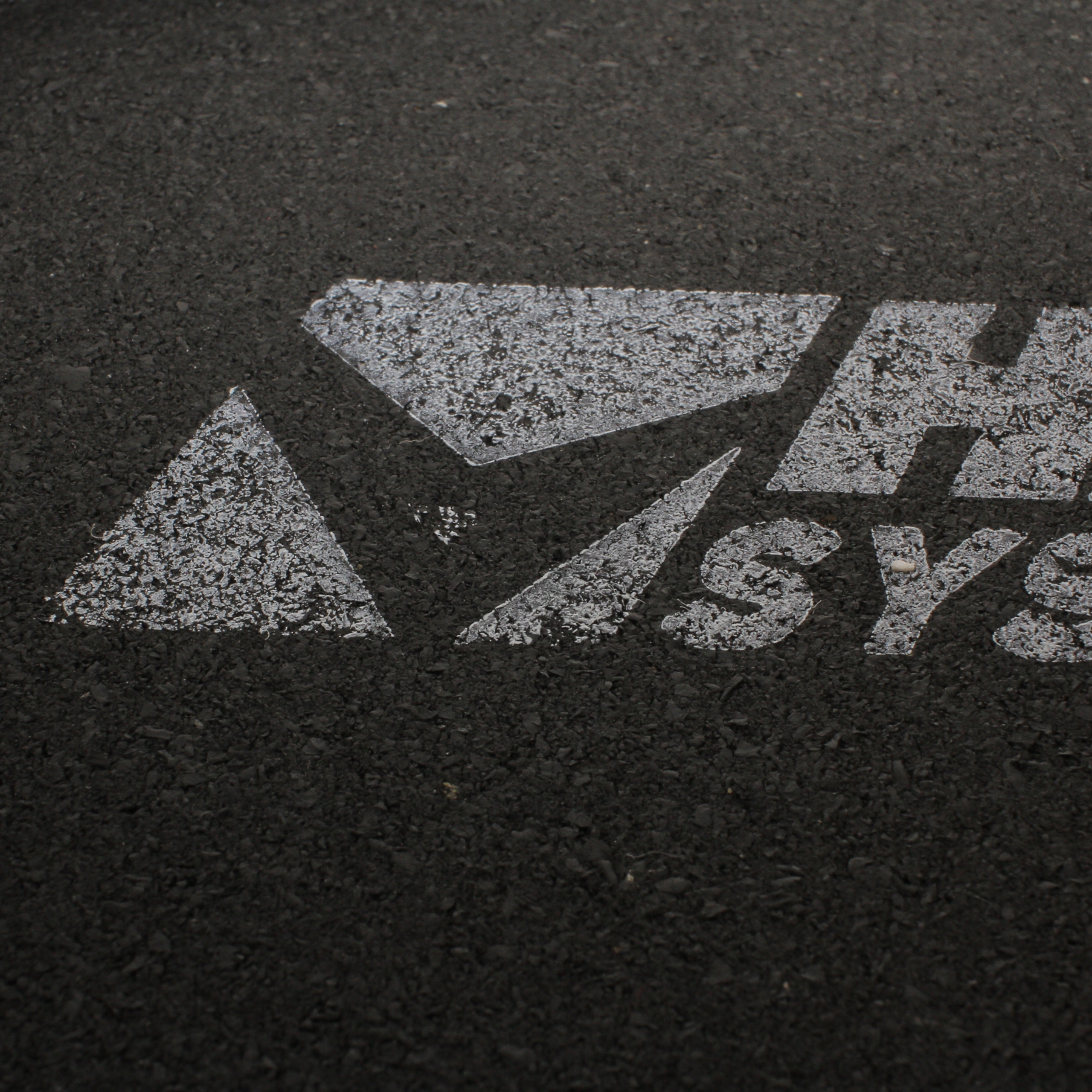 HRD SYSTEM ZESTAW 50KG OBCIĄŻENIE OLIMPIJSKIE BUMPER 50,5MM Waga produktu z opakowaniem jednostkowym 50.4 kg