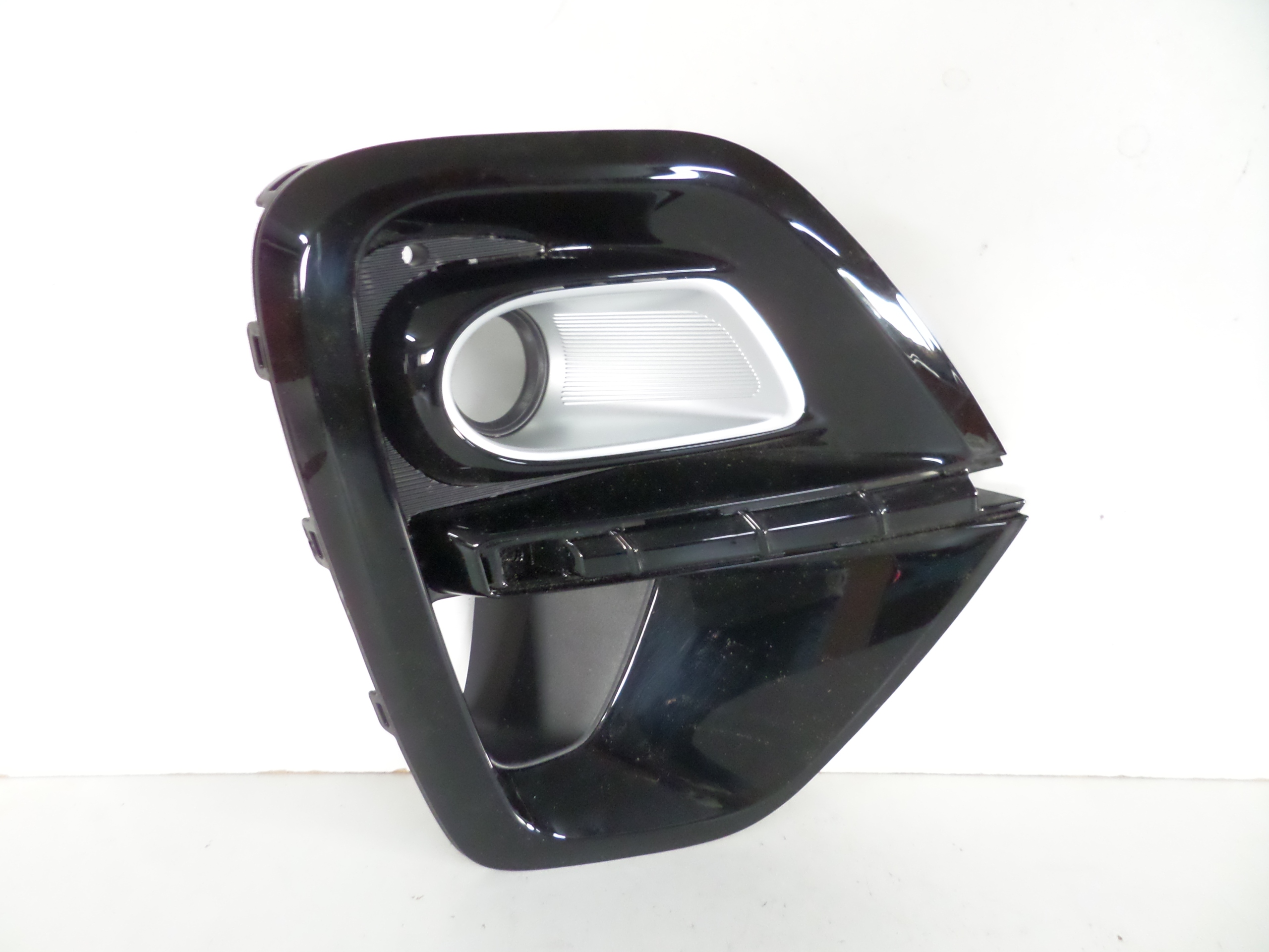 Atrapa kratka zderzaka prawa KIA SPORTAGE IV LIFT 18-