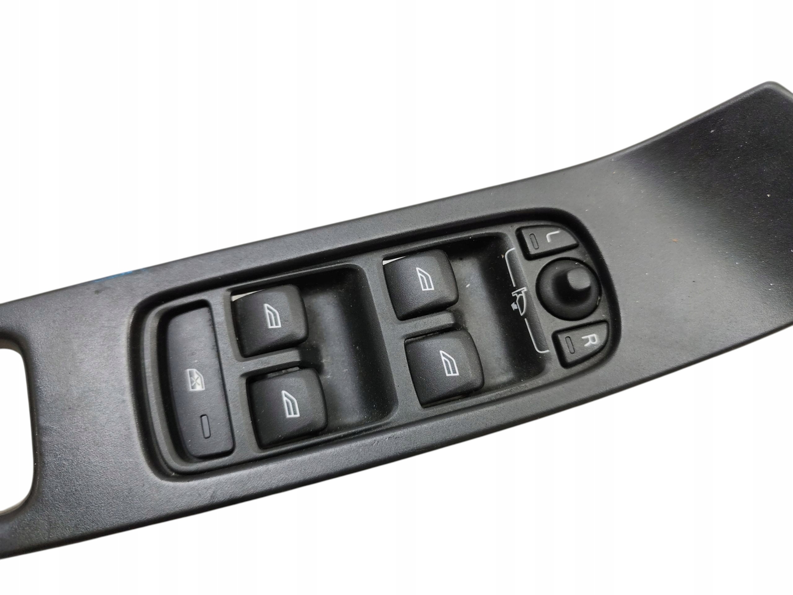 switch control panel of the window VOLVO XC60 and V60 and S60 II 31334346