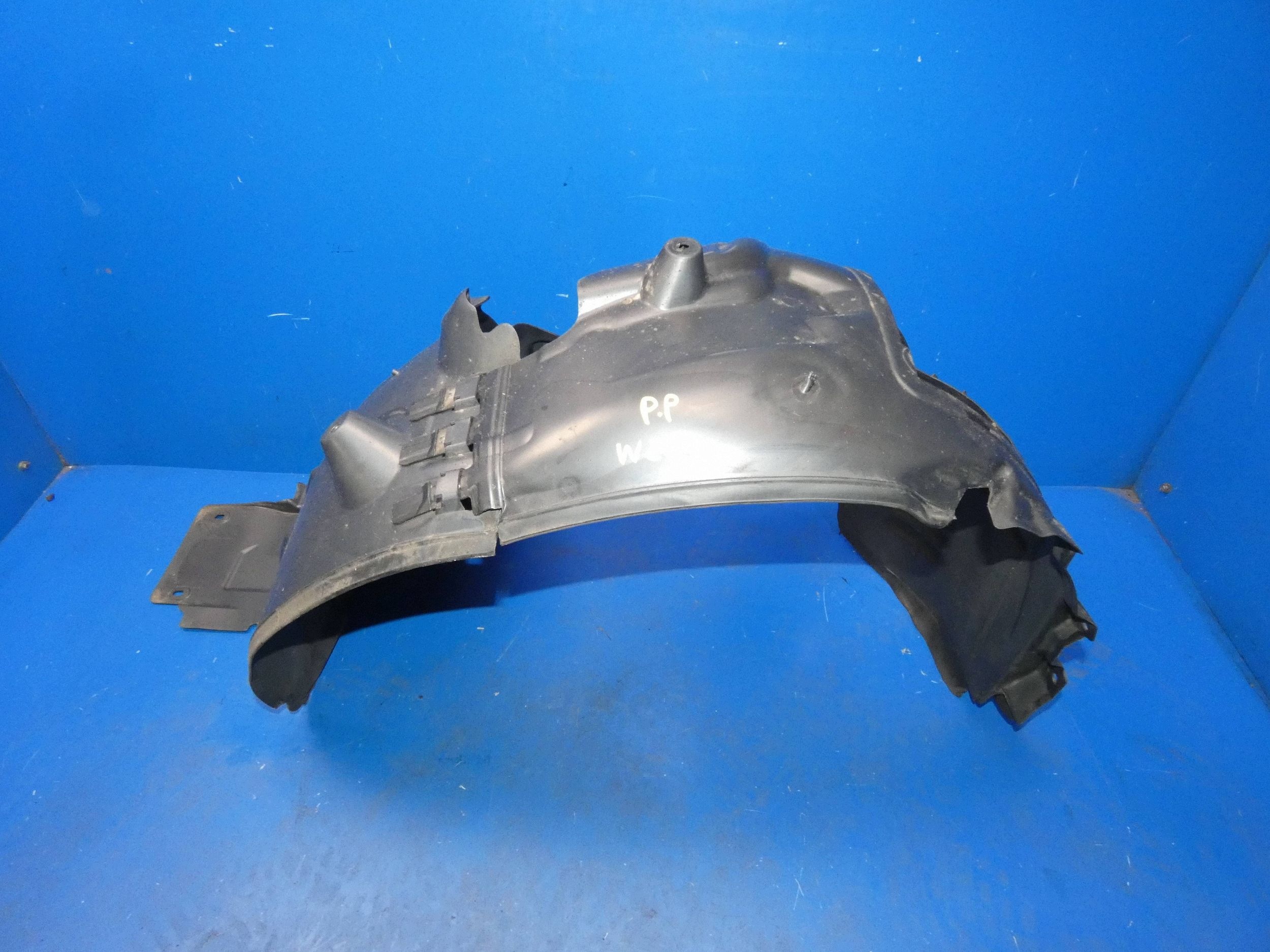 MERCEDES C KLASA W205 mudguard right right front front complete