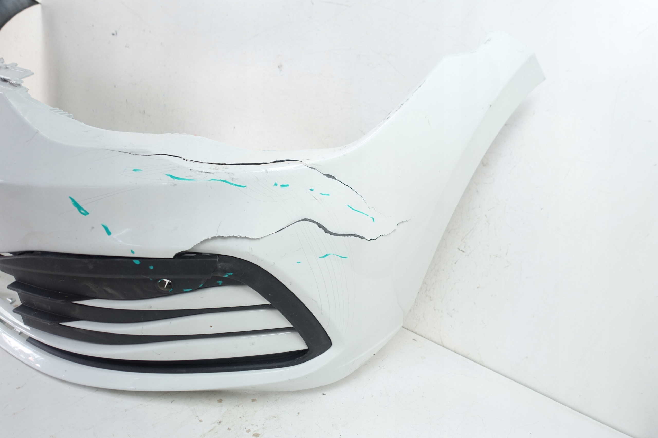 VW GOLF VIII 8 5H 2019- front bumper front 5H0807221H