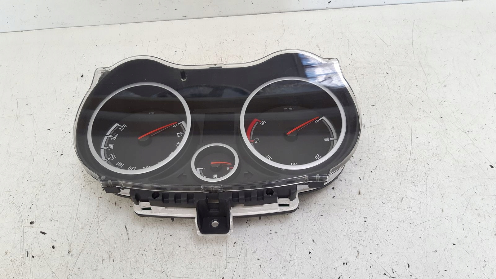 dials Opel Corsa D 1,3 CDTI Z157 5D