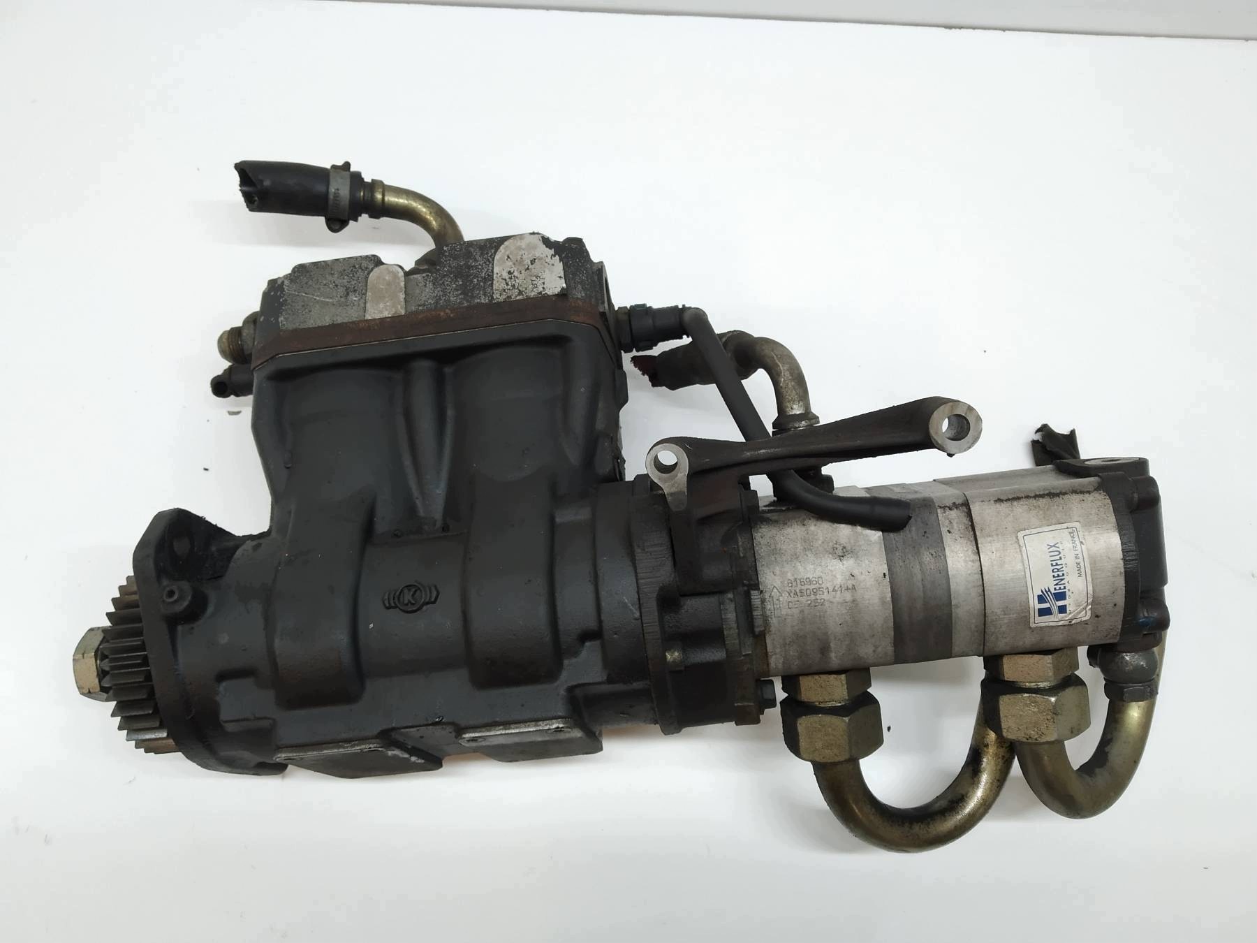 compressor; springing pump ZEBATA IVECO VOLVO XA5095141+A K006613 CUMMINS