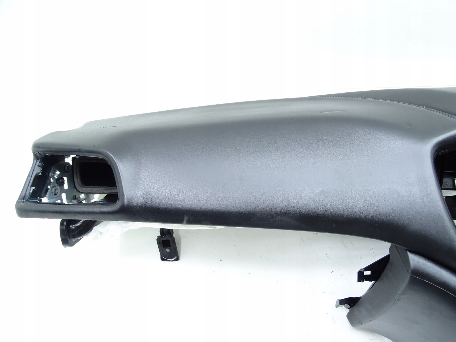 dashboard instrument panel console cockpit DASHBOARD MASERATI GHIBLI III 13