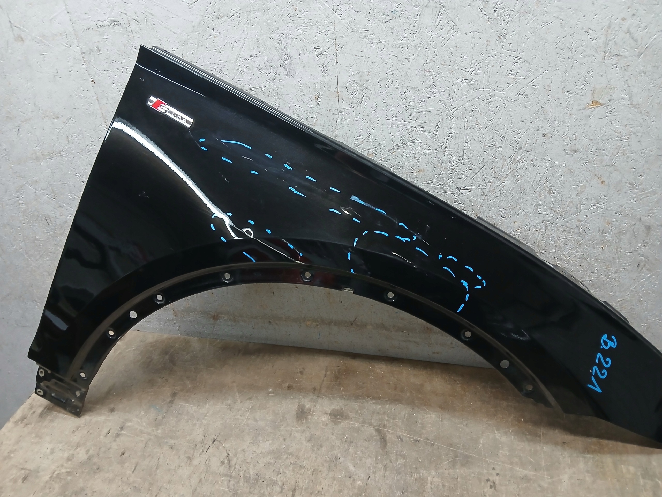 fender front right AUDI Q5 80A 17