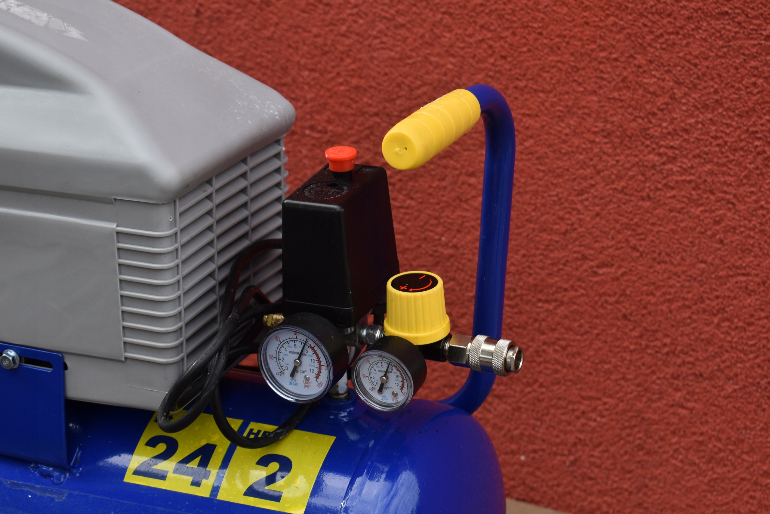 kompresor olejowy 24l sprężarka Michelin Model 1129981021