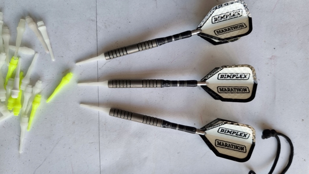 PROFESJONALNY ZESTAW DO DARTA DIMPLEX RZUTKI UNO Kod producenta dIMPLEX 3