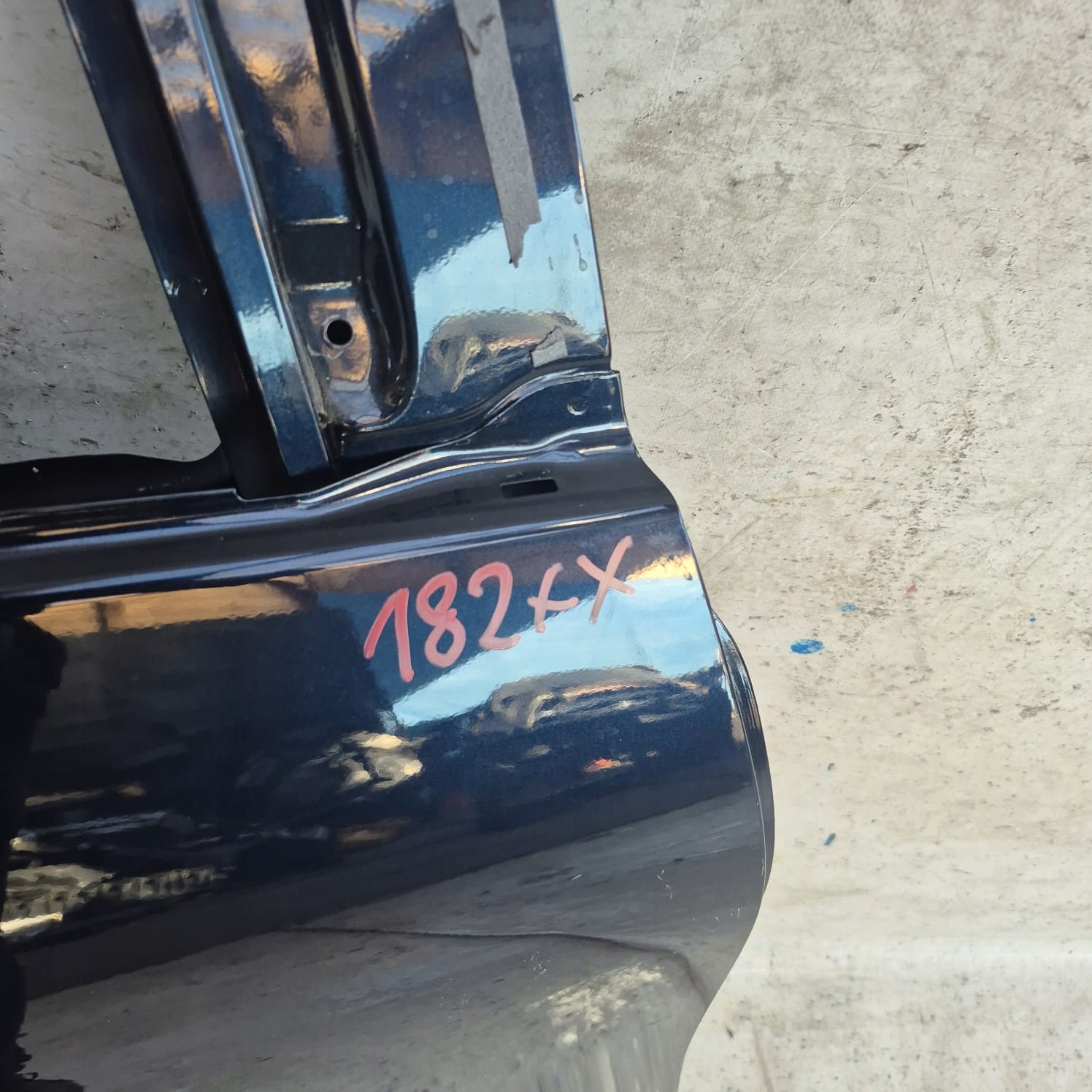 MAZDA 3 IV HB 19-> door rear part rear. right