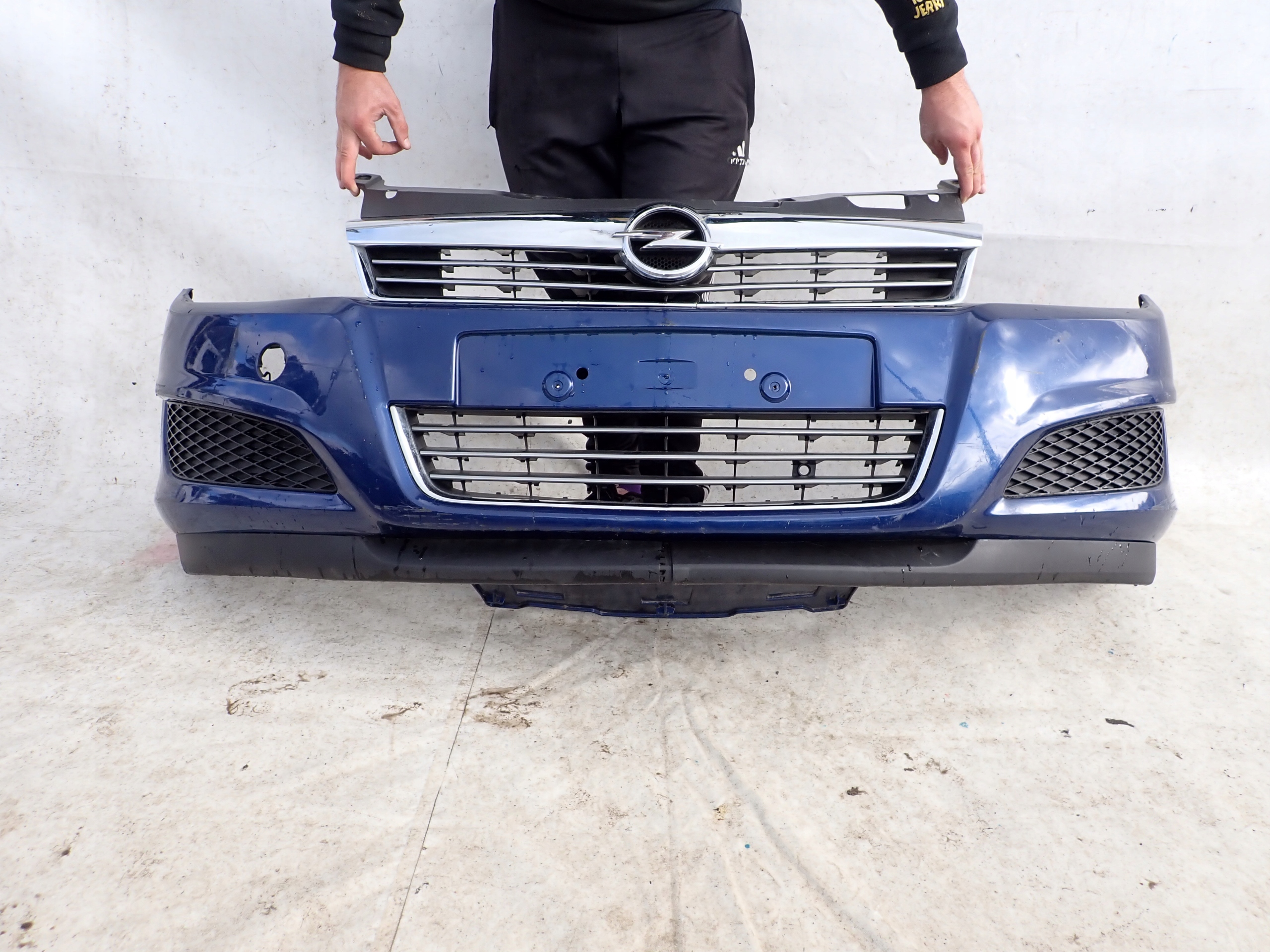 OPEL ASTRA III H LIFT 07-10 bumper front front