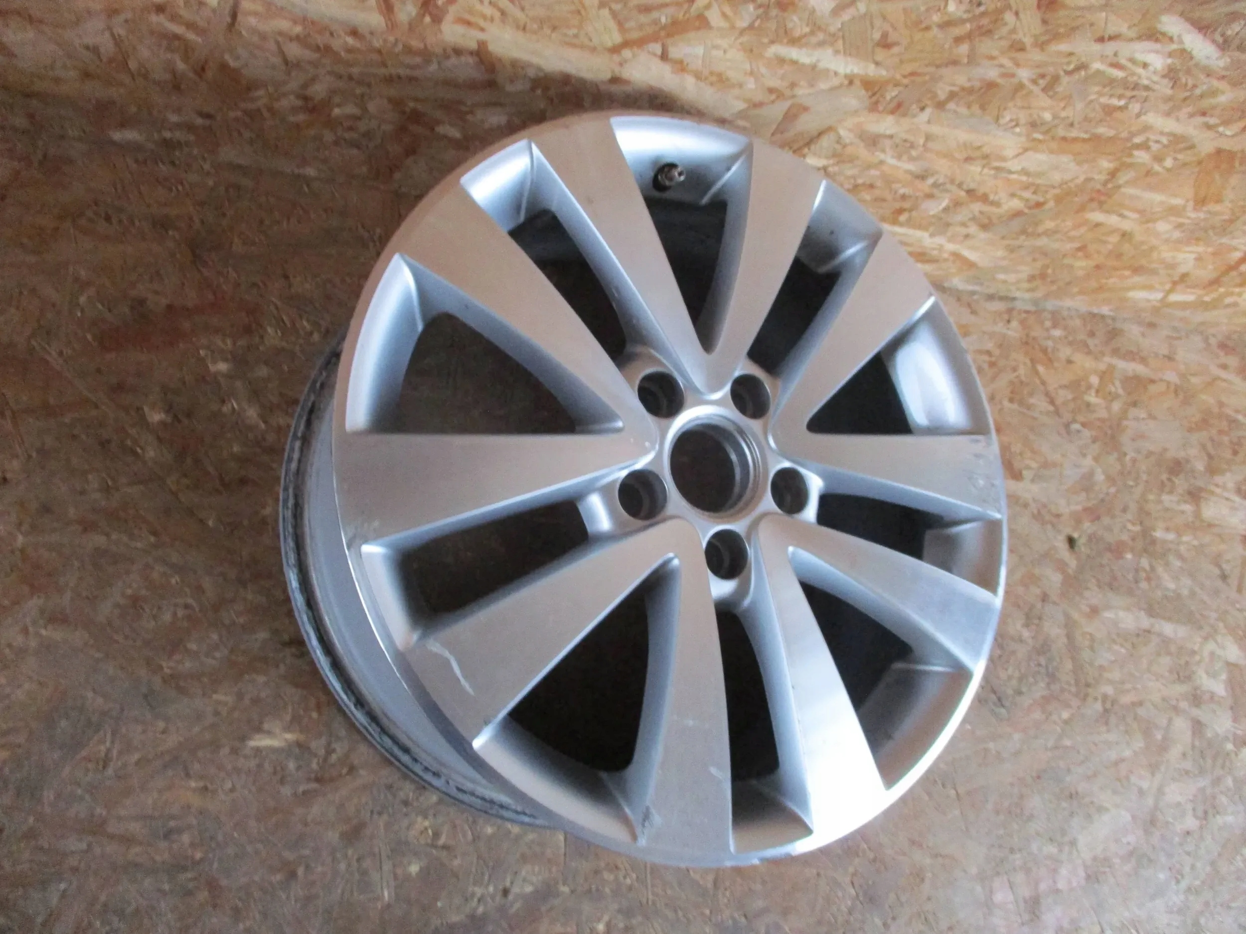 disk hliníkový VW GOLF VI 7Jx17 ET54 5x112