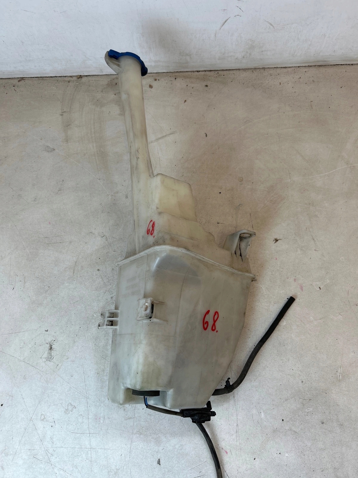 washer fluid tank pump Kia Sportage III