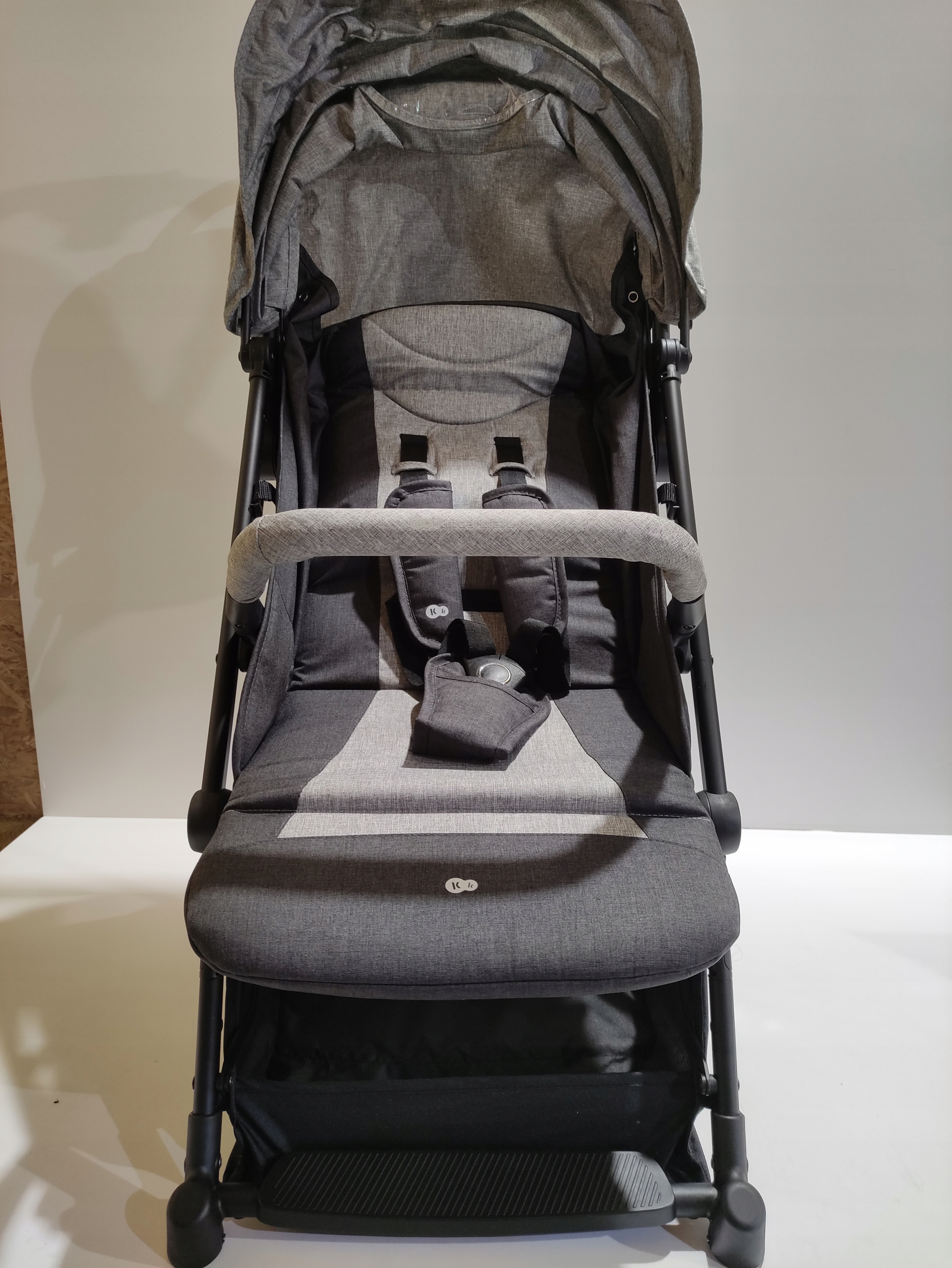 Kinderkraft Indy Wózek Spacerowy Spacerówka Lekki Szary Model INDY