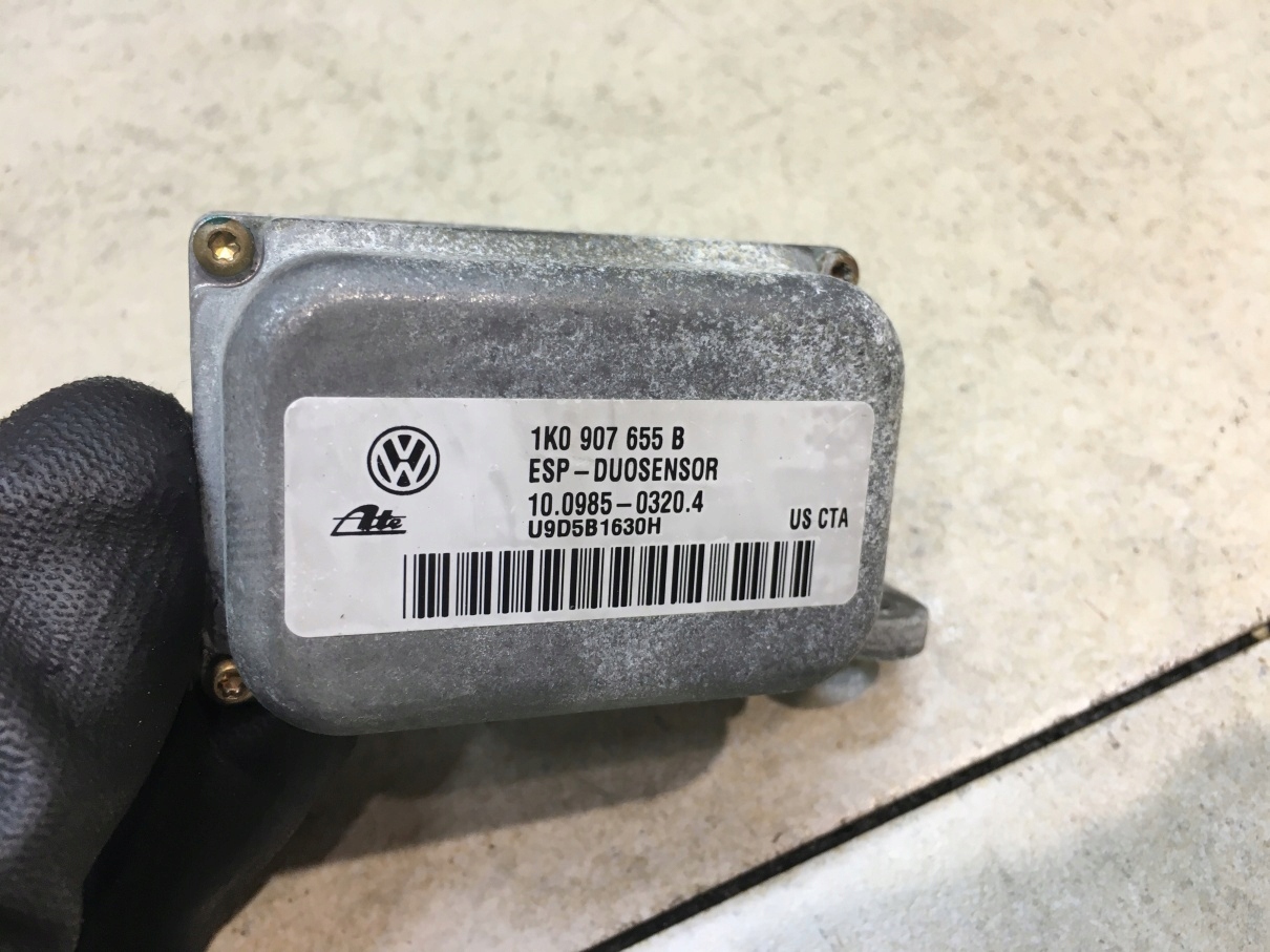 Sensor ESP VW TOURAN und 1.9 TDI 1K0907655B