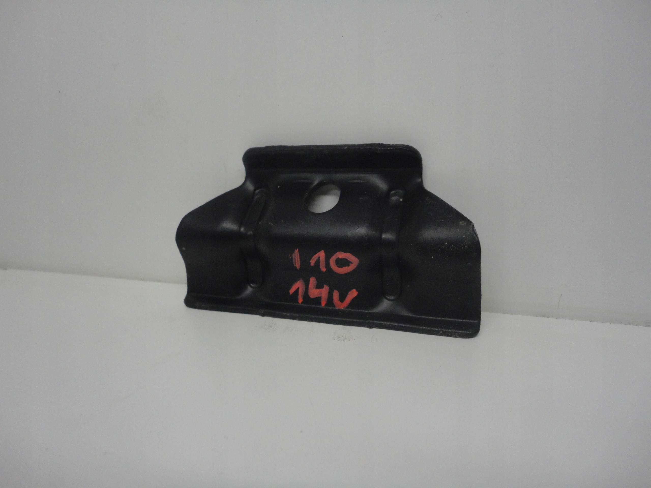 HYUNDAI I10 II MOCOWANIE UCHWYT AKUMULATORA 2013-