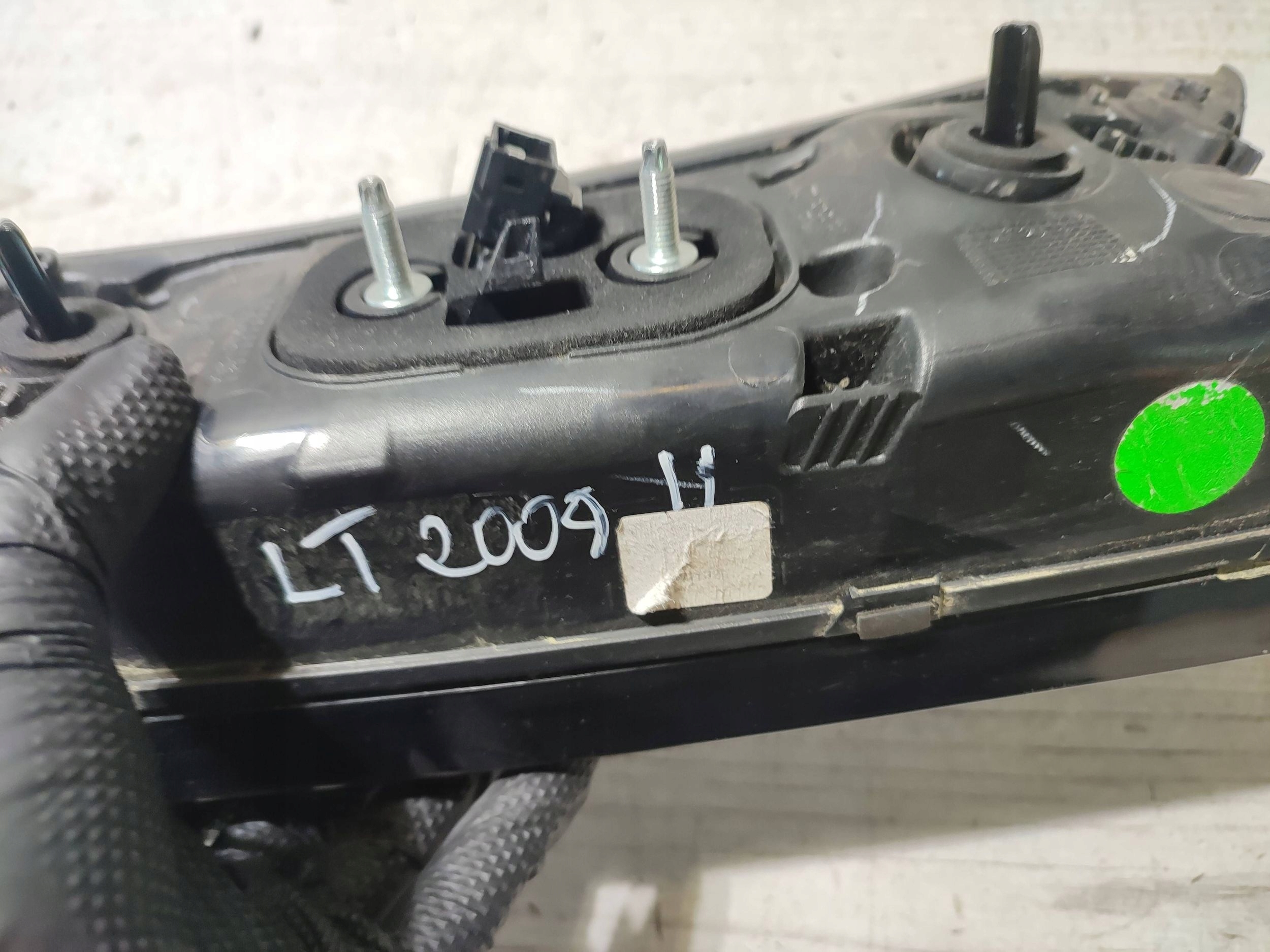 Peugeot 2008 II 2020 rear part side left light rear