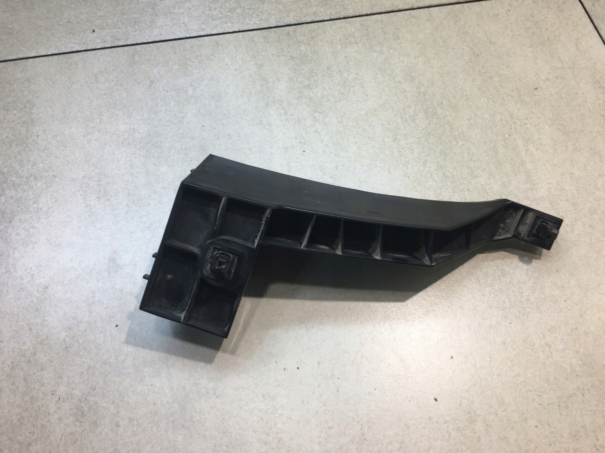 bumper bracket right rear part SUZUKI GRAND VITARA II