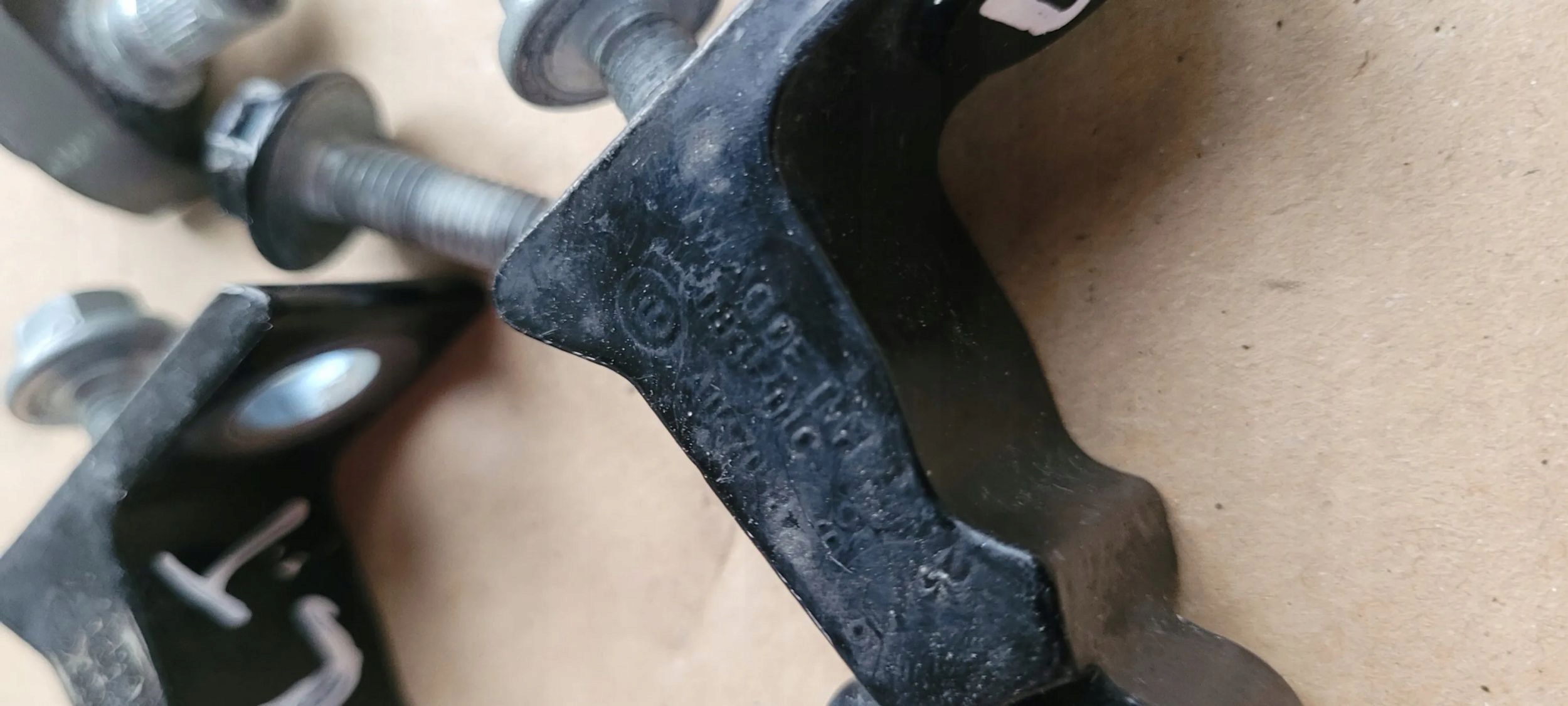 A6 C7 4G LIFT hinge hinges left rear part rear. KOMPLET LY9B