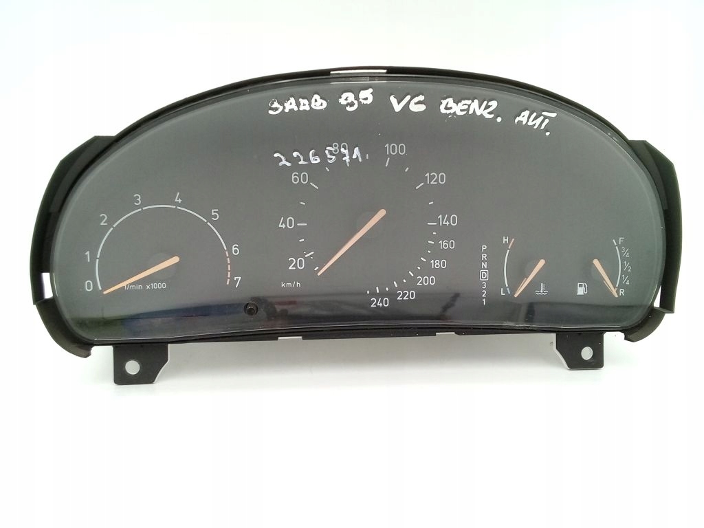 Saab 95 9-5 and dials dials predkosciomierz EU