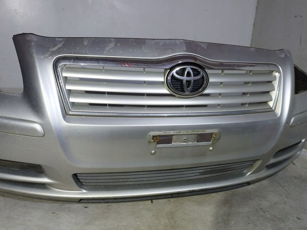 Toyota Avensis T25 II 2 bumper front front 1C0