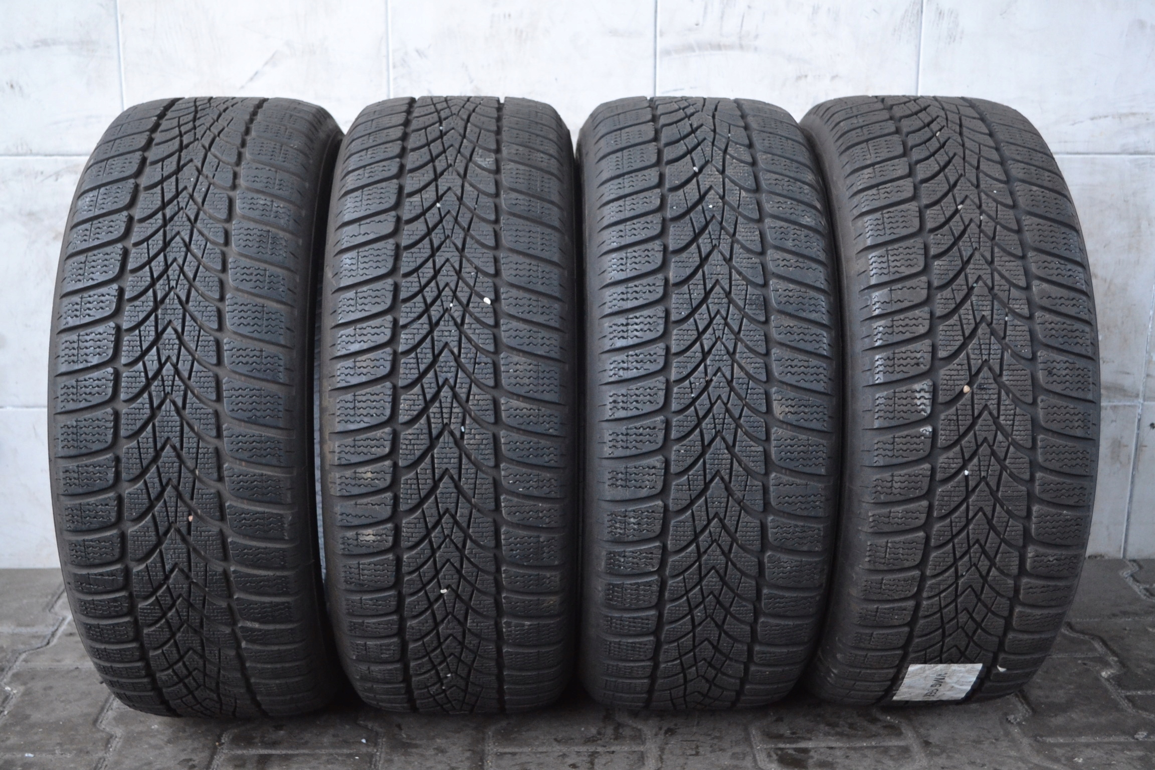 225/50R17 DUNLOP WINTER SPORT 4D RSC x4szt 4730z