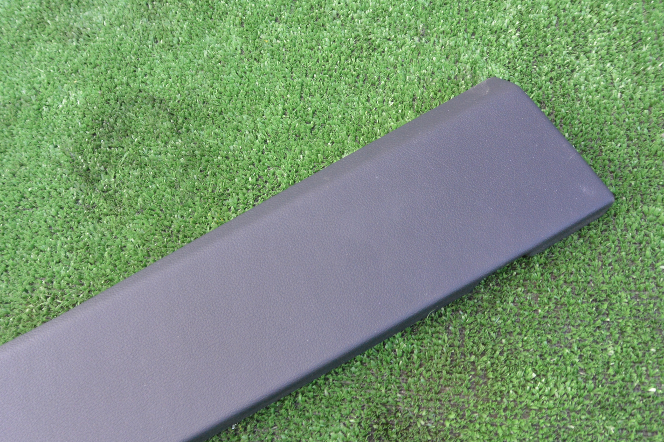 BLENDE ABDECKUNG DEKOR HANDSCHUHFACH TESLA MODEL S 12-16 EU