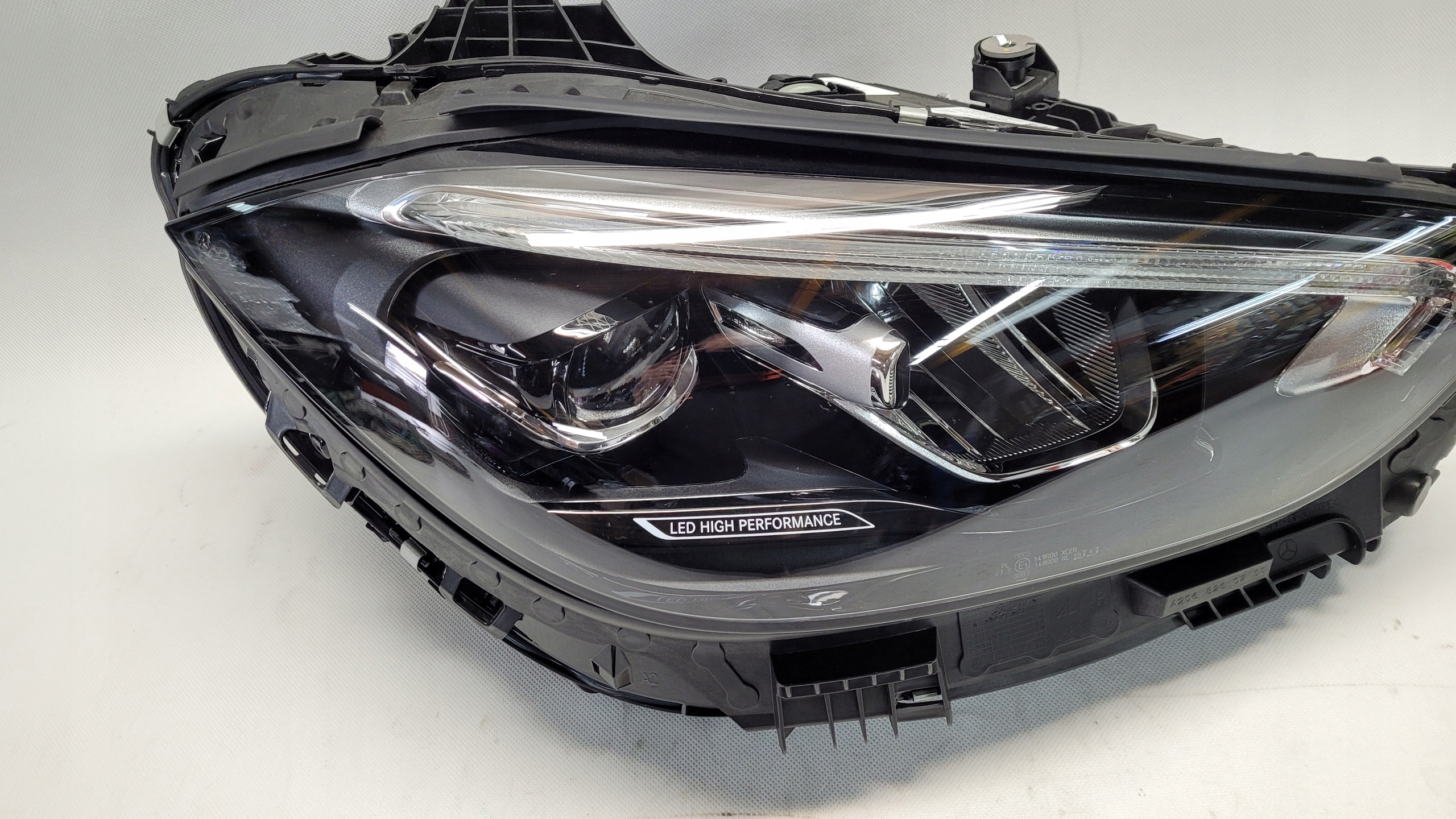 MERCEDES C-KLASA W206 LAMPA PRZÓD PRAWA FULL LED H Producent części Mercedes-Benz OE