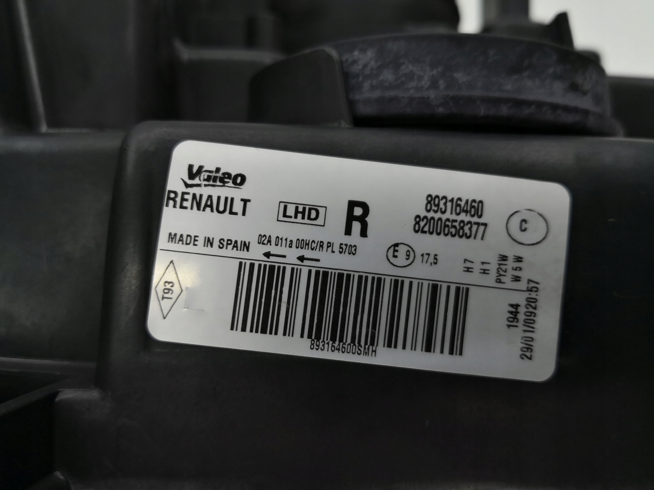 перед renault MODUS и 1 РЕСТАЙЛИНГ 08- правая