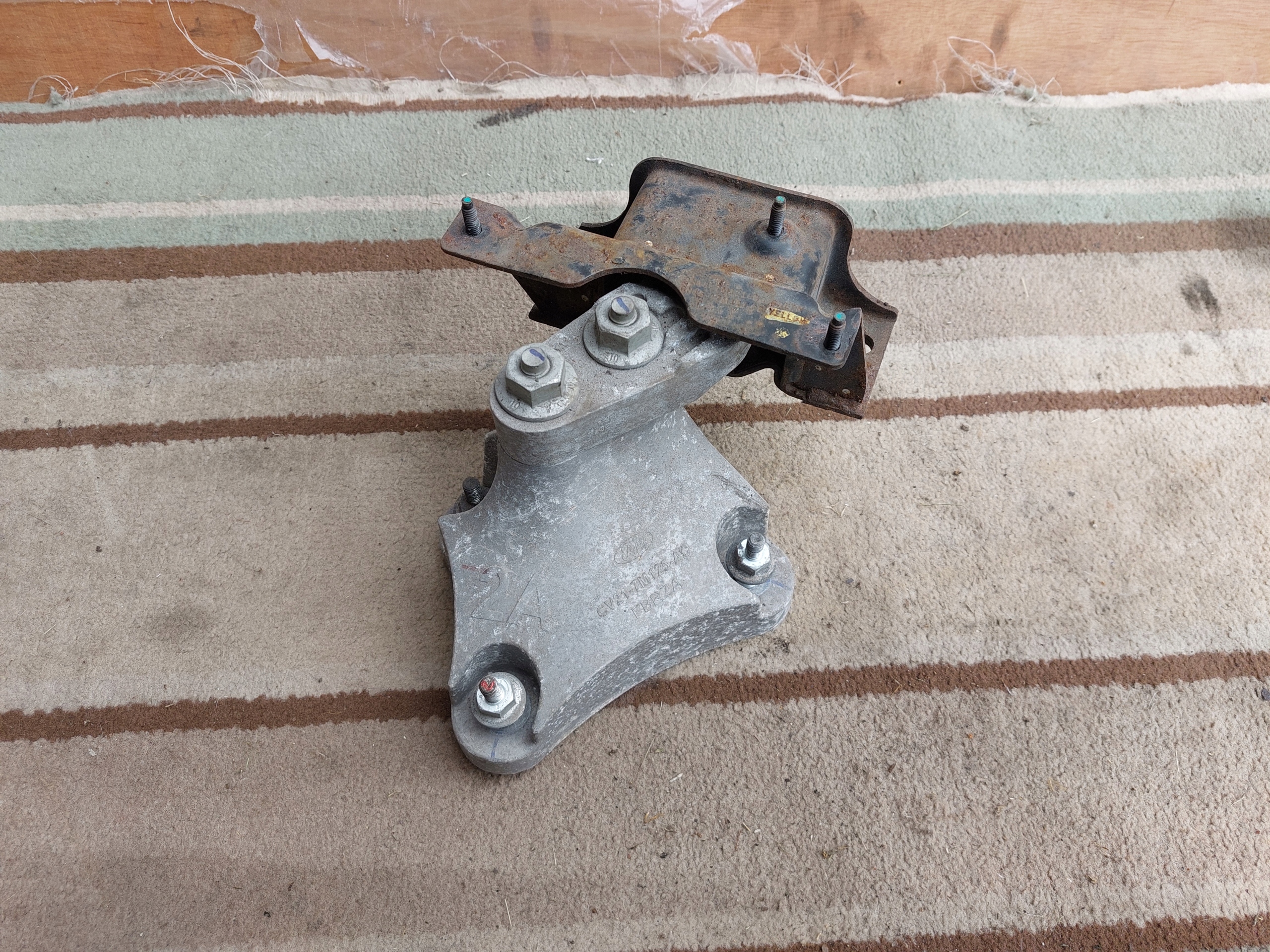 holder engine mount CV217M125AC FORD ECOSPORT 1.5 B 14r