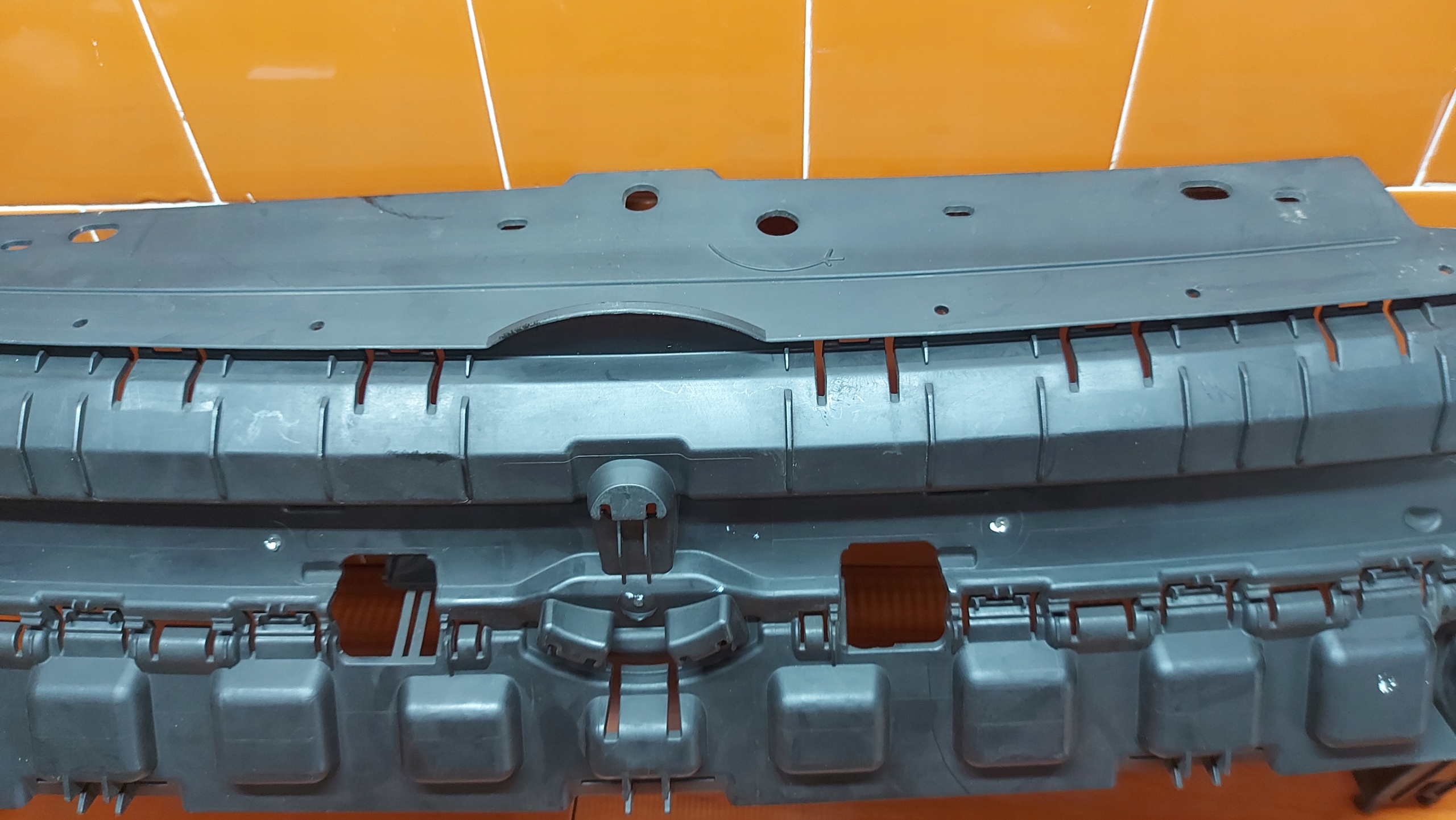 grill grille of a bumper front front VW CADDY IV 20