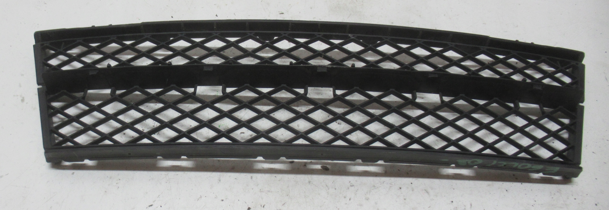 BMW E60 3.0 LCI 08R grid of a bumper front 7178115