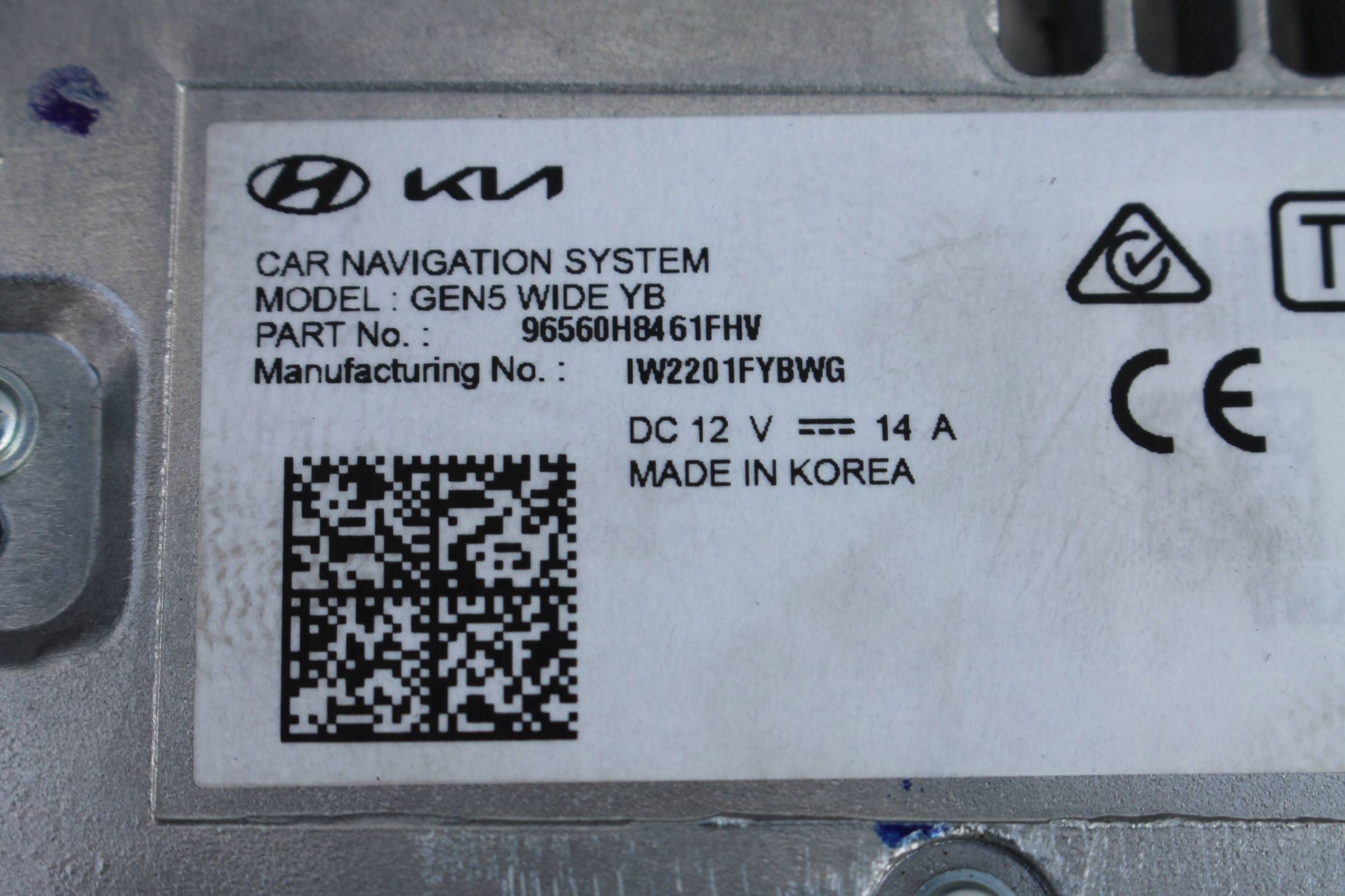 радио экран 96560H8461FHV kia STONIC GT как