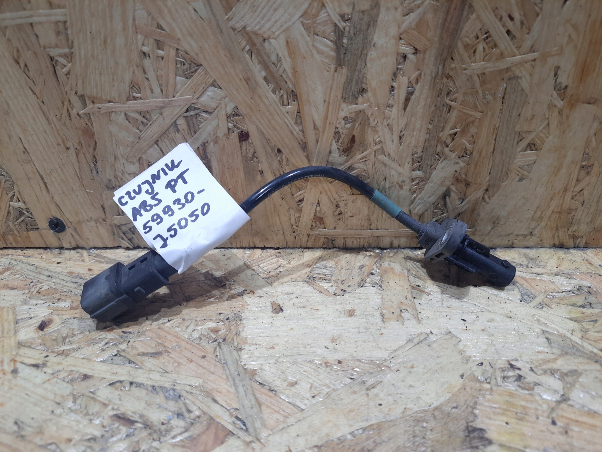 Датчик ABS правый задний KIA STINGER 3.3 59930-J5050