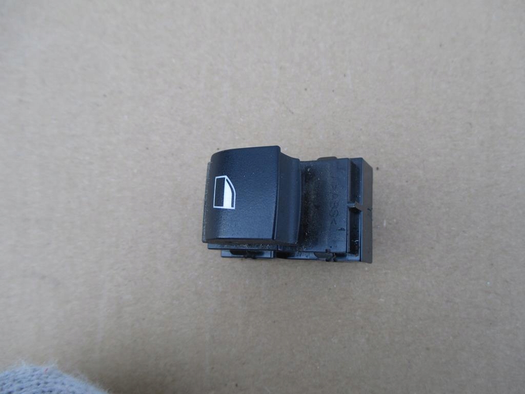 BMW F01 08-15 PRZEŁĄCZNIK SZYBY 9163520