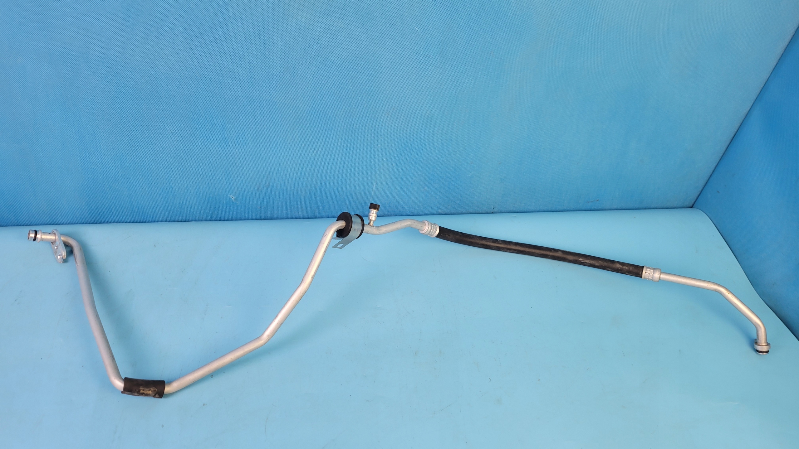 ASX 2.2 18R шланг кондиціонера