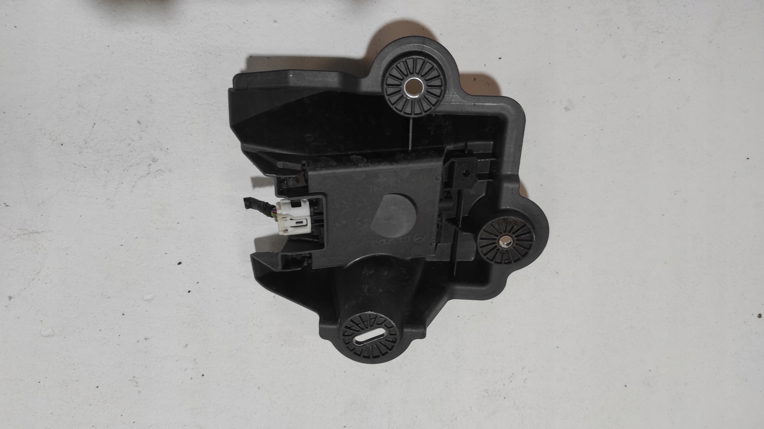 mazda 6 GJ GL седан Датчик левый 2017 год