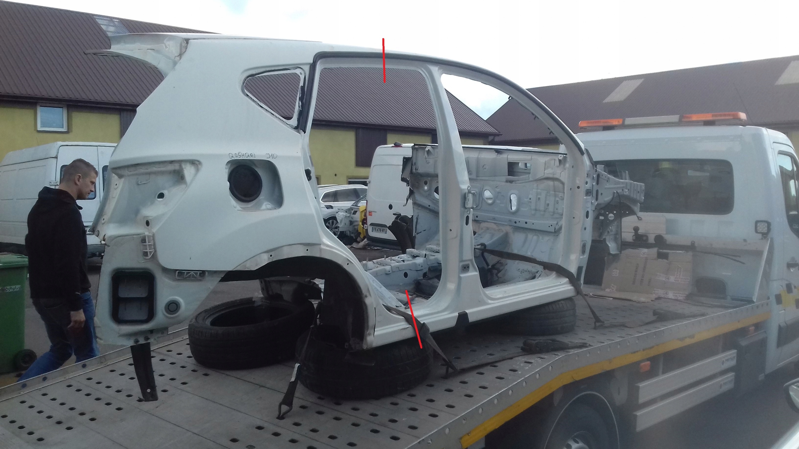 ЧЕТВЕРТЬ КРЫЛО ПРАВЫЙ ЗАД. NISSAN QASHQAI J10